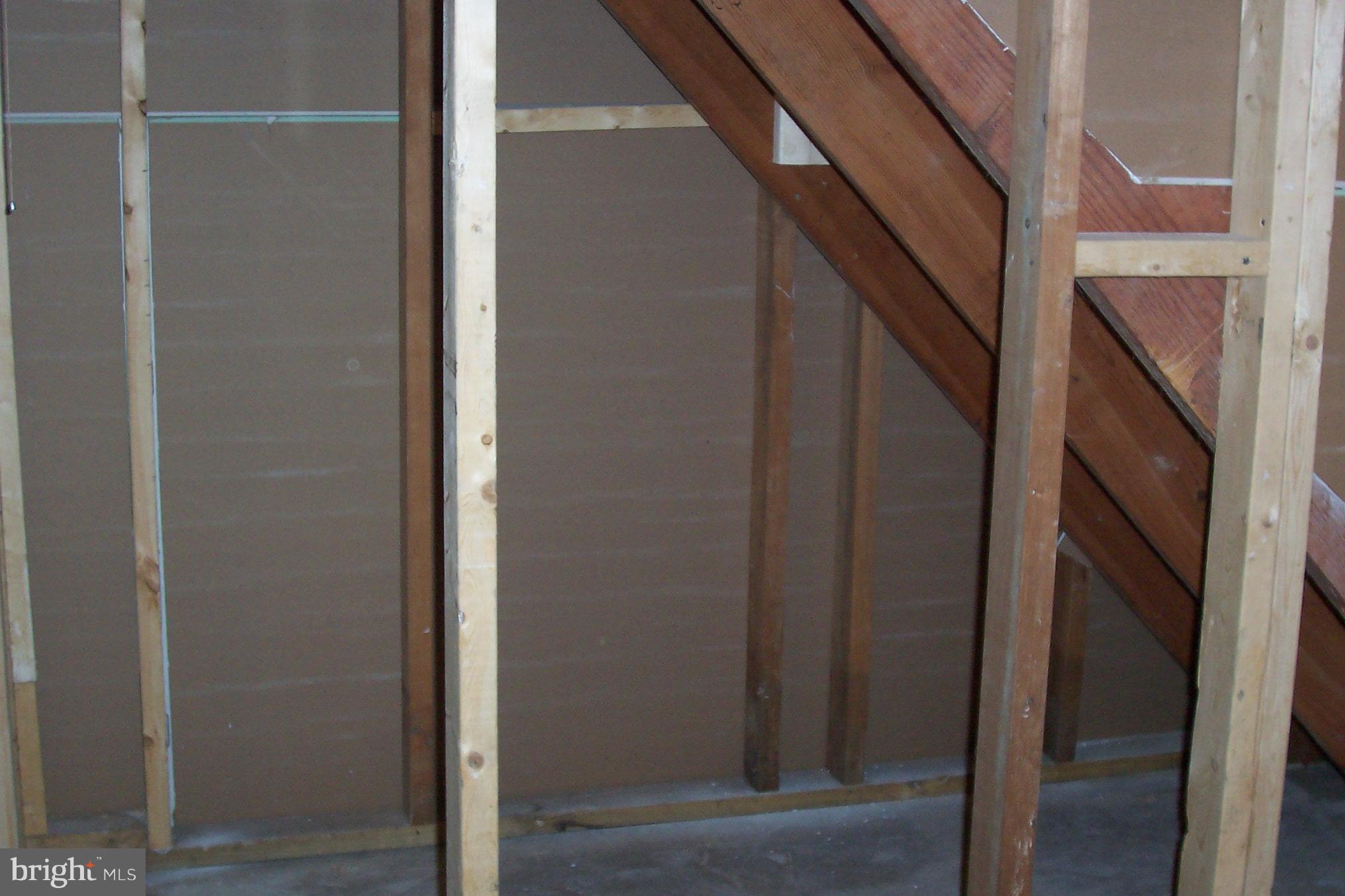 POTOMAC HEIGHTS - Residential