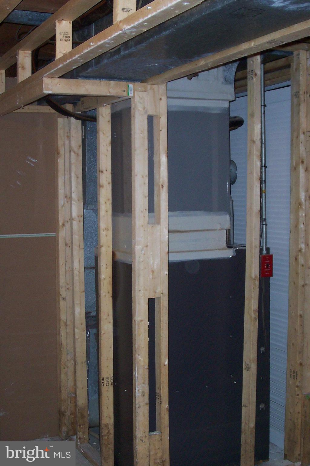 POTOMAC HEIGHTS - Residential