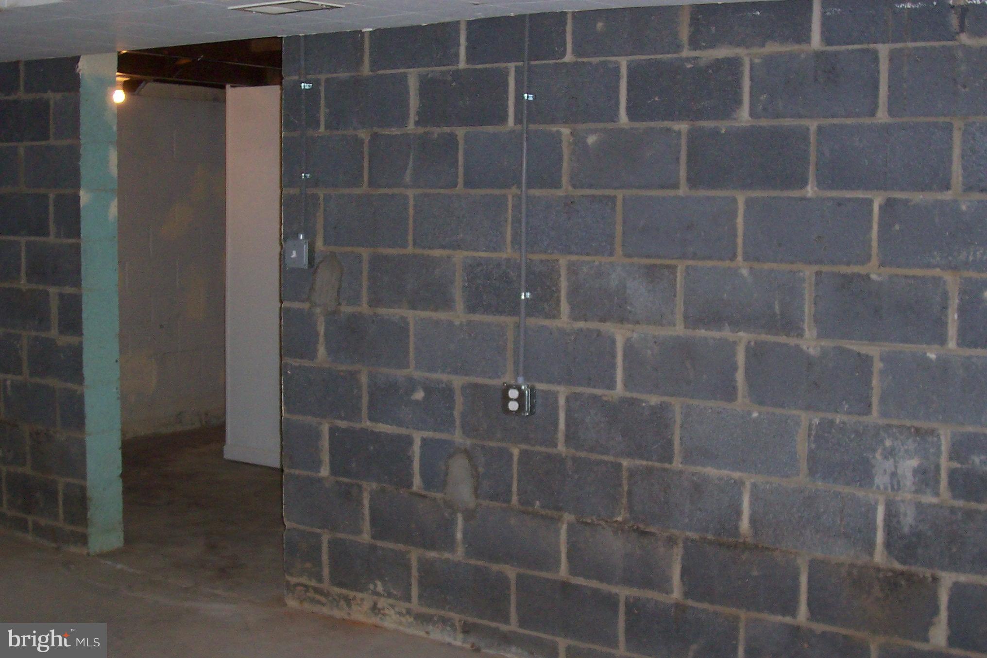 POTOMAC HEIGHTS - Residential