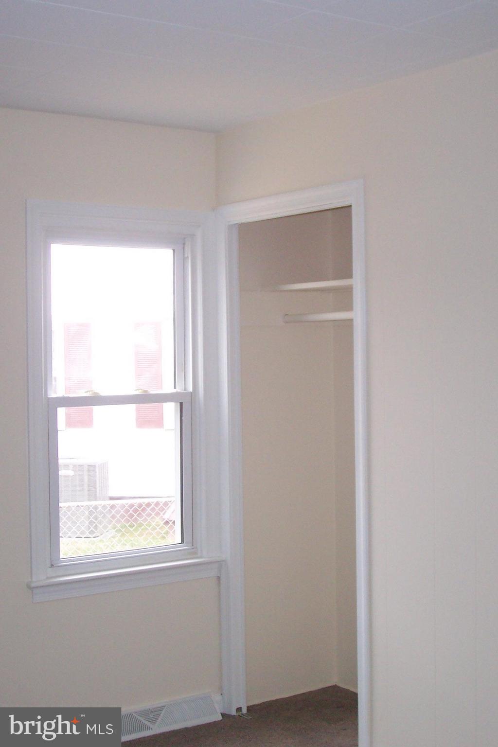 POTOMAC HEIGHTS - Residential