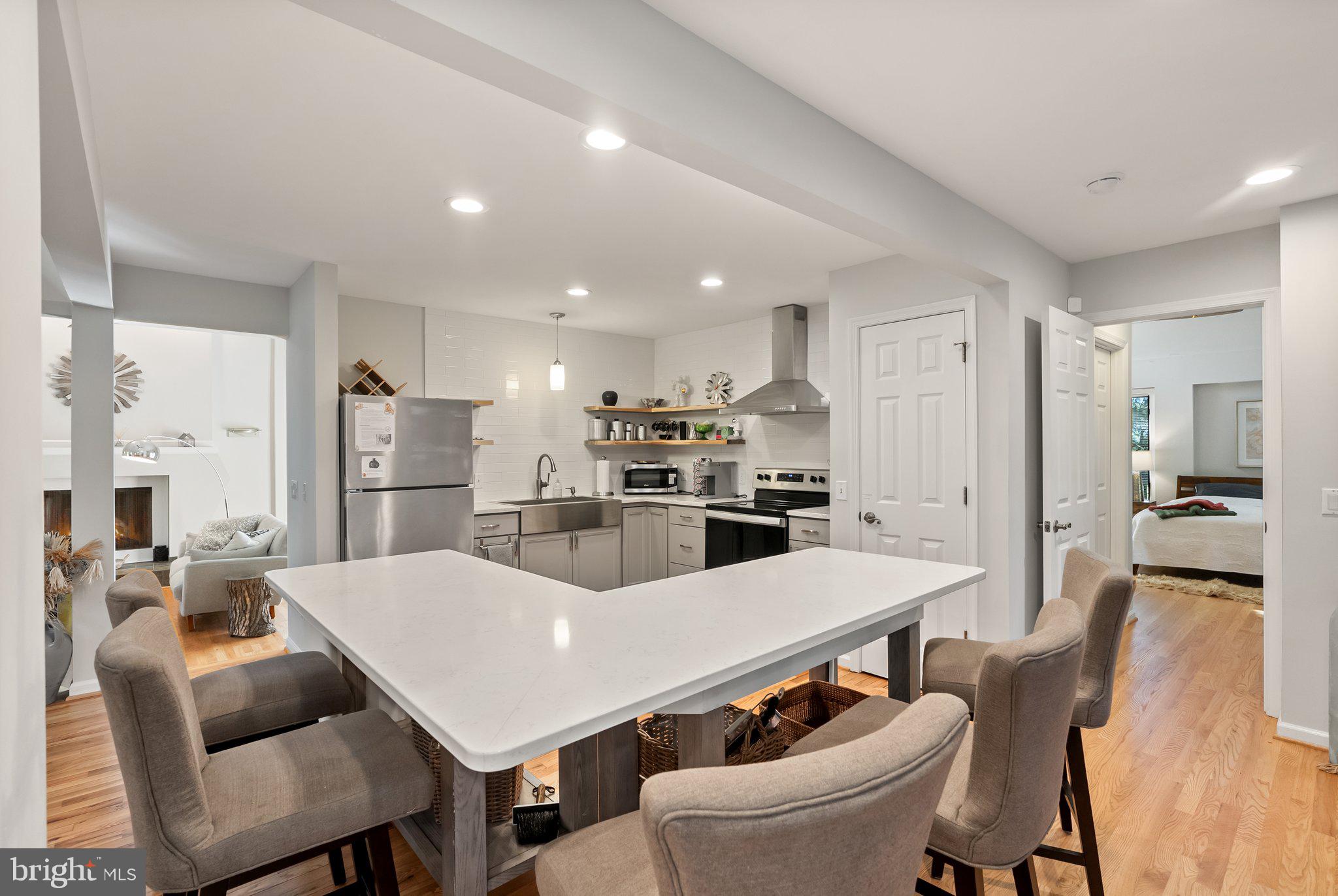 POTOMAC TERRACE - Residential