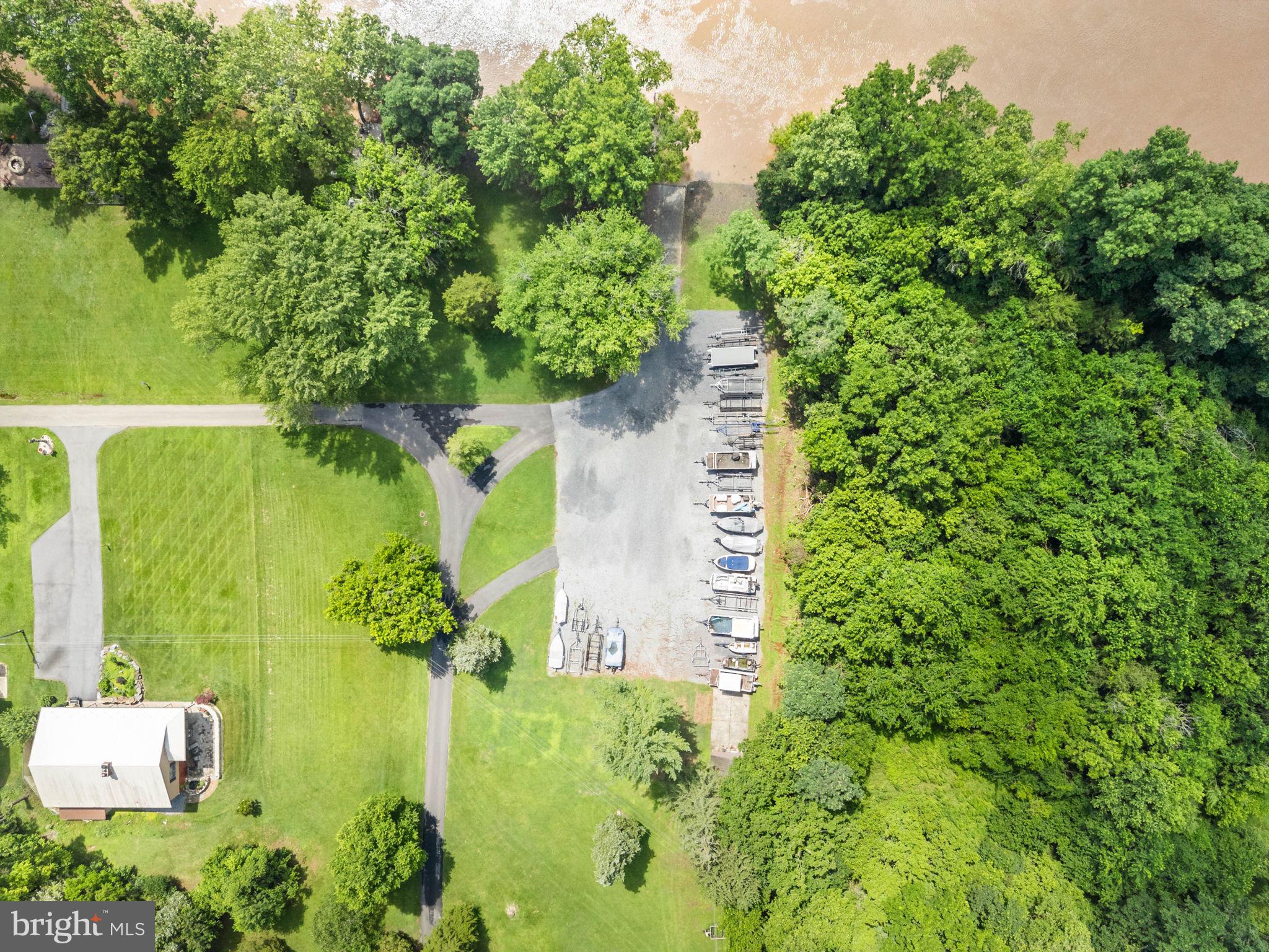 POTOMAC TERRACE - Residential