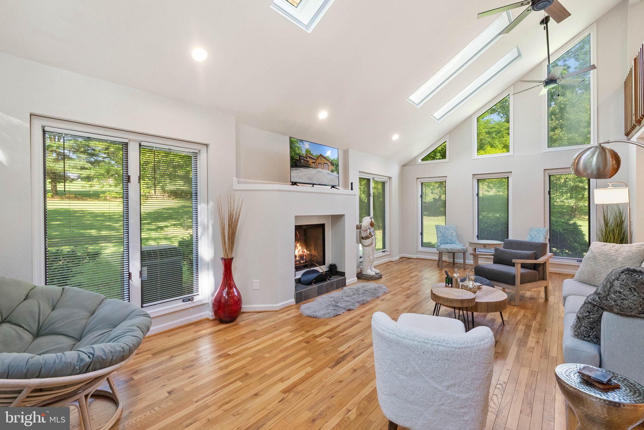 POTOMAC TERRACE - Residential