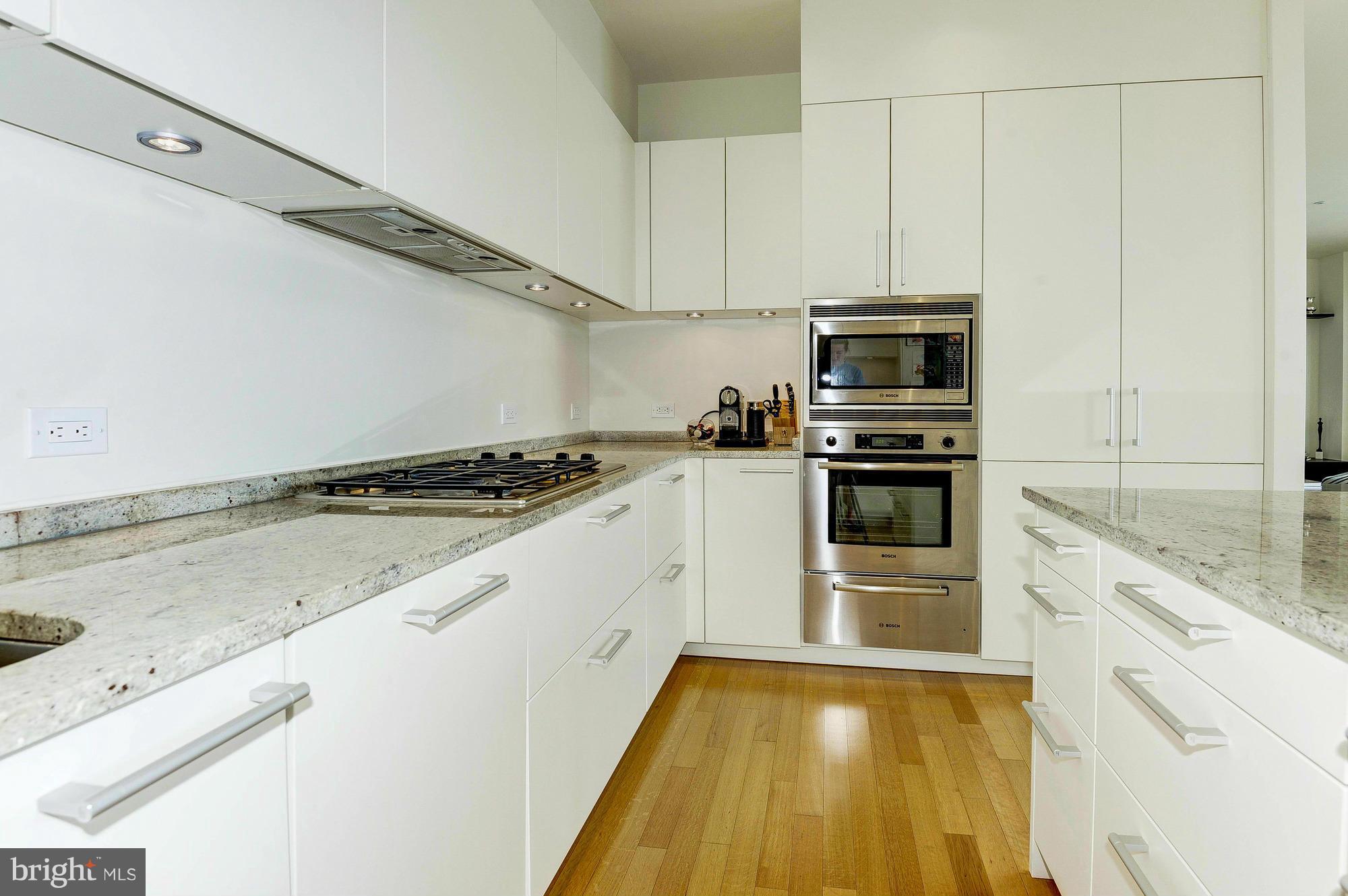 WEST END - Residential