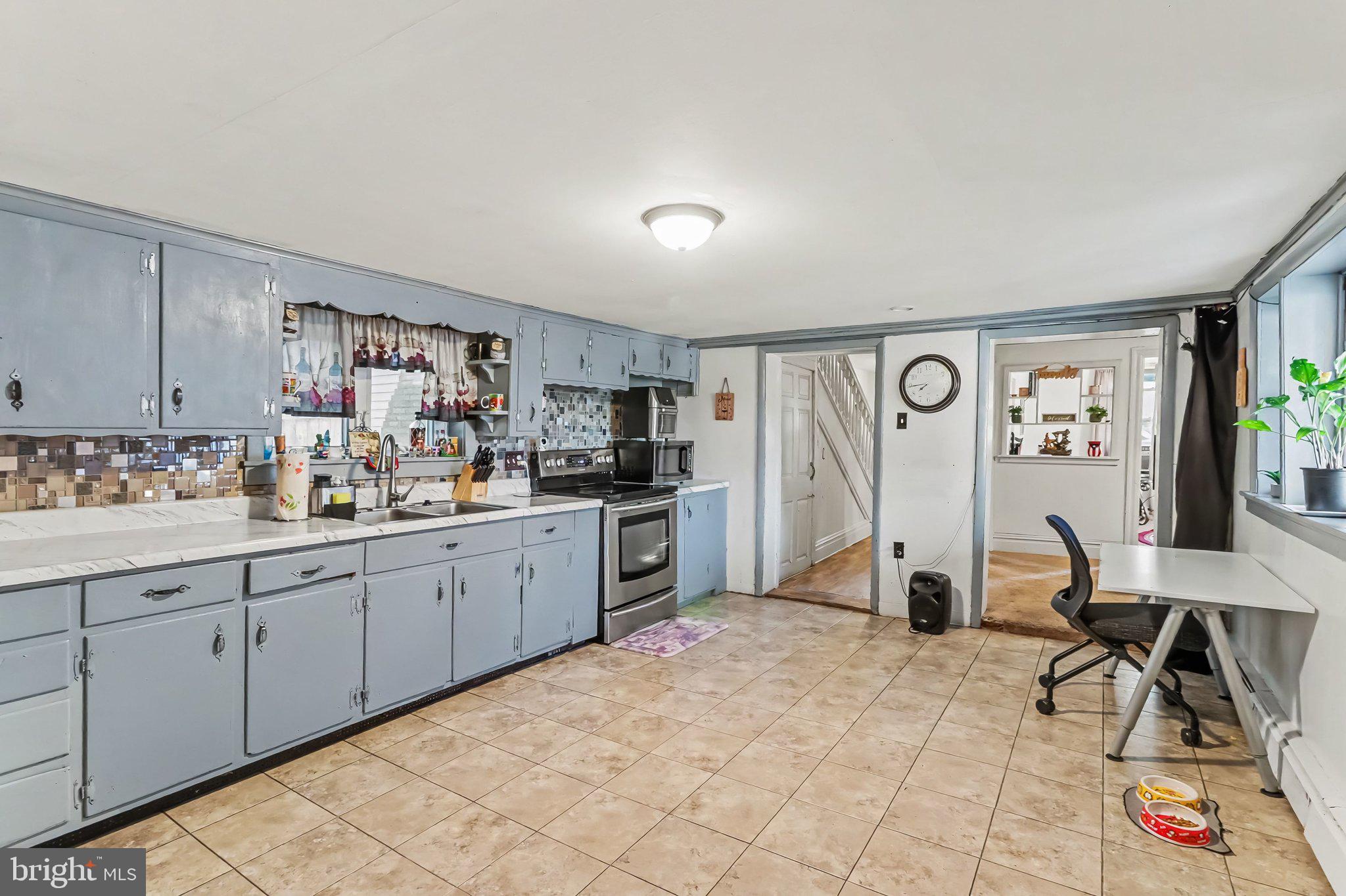 110 N MIDDLESEX ROAD