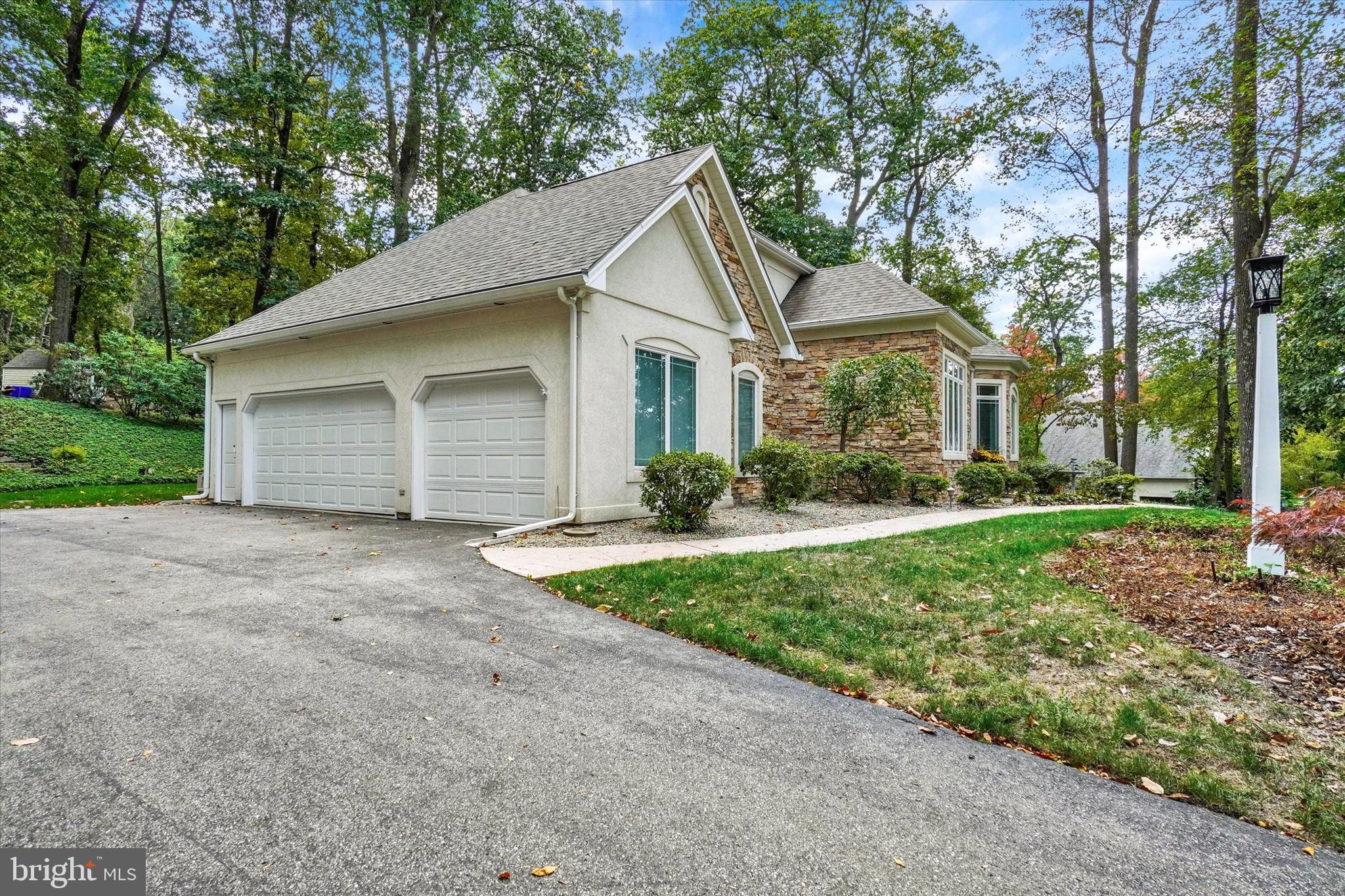 1715 WYNDHAM DRIVE