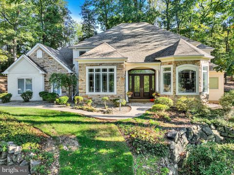1715 WYNDHAM DRIVE YORK PA 17403