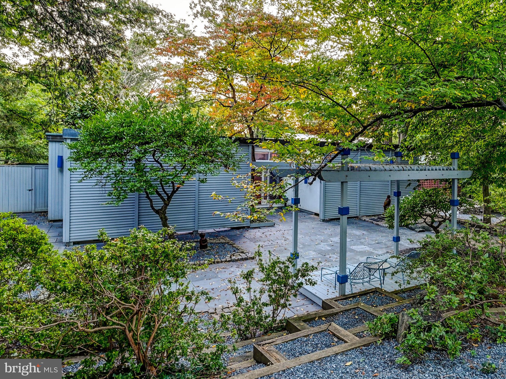 MOUNT WASHINGTON - Residential