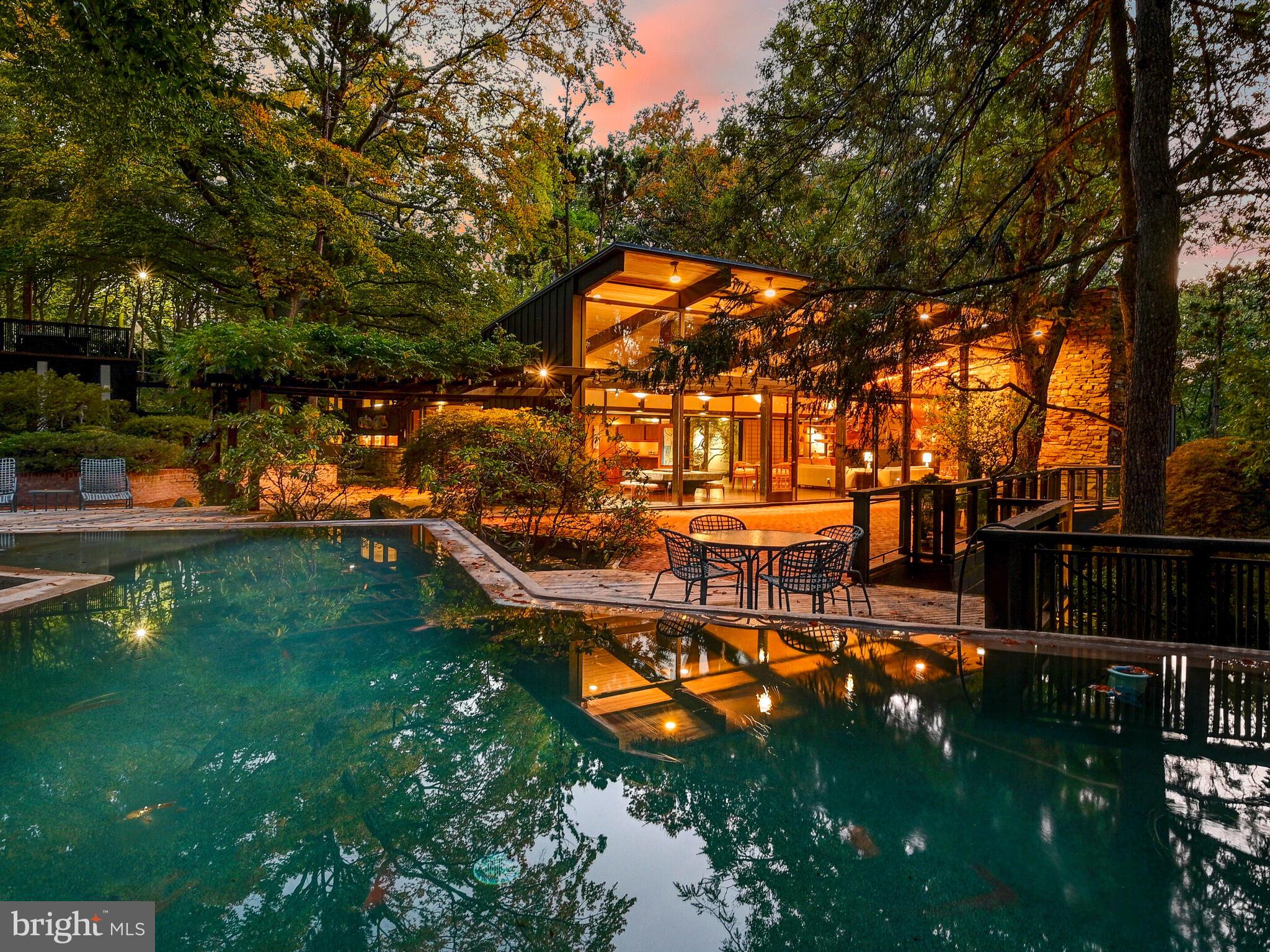 MOUNT WASHINGTON - Residential