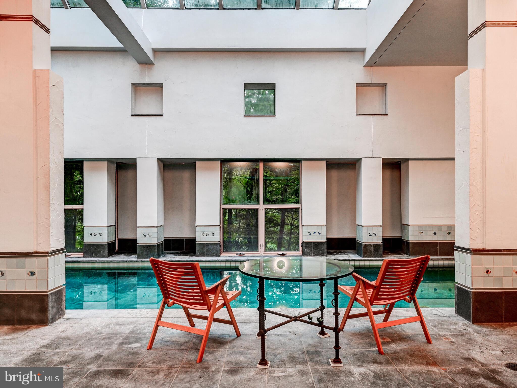 MOUNT WASHINGTON - Residential