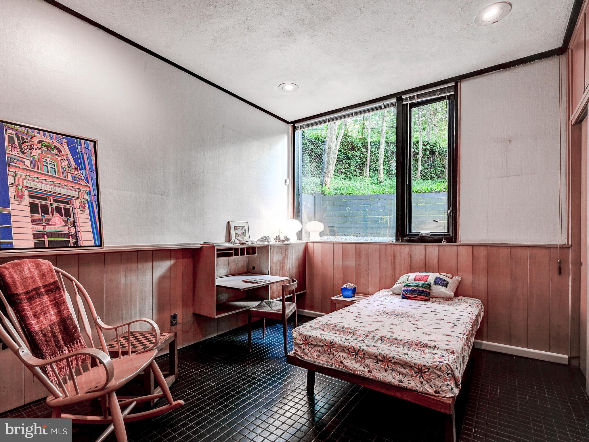 MOUNT WASHINGTON - Residential