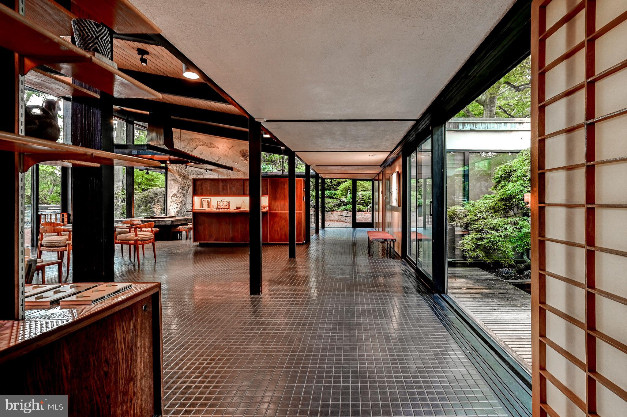 MOUNT WASHINGTON - Residential