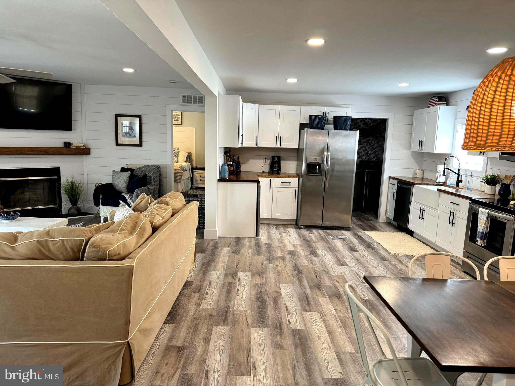 REHOBOTH SHORES MHP - Residential