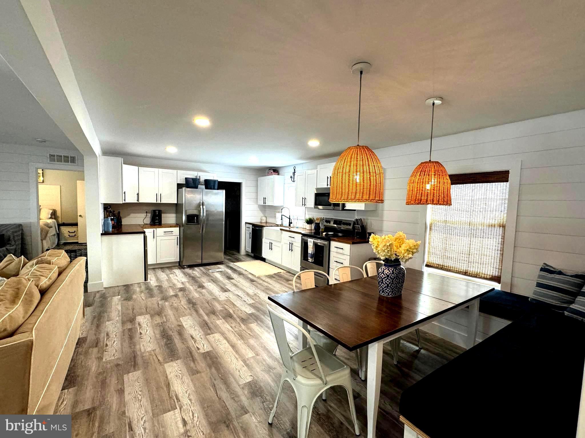 REHOBOTH SHORES MHP - Residential