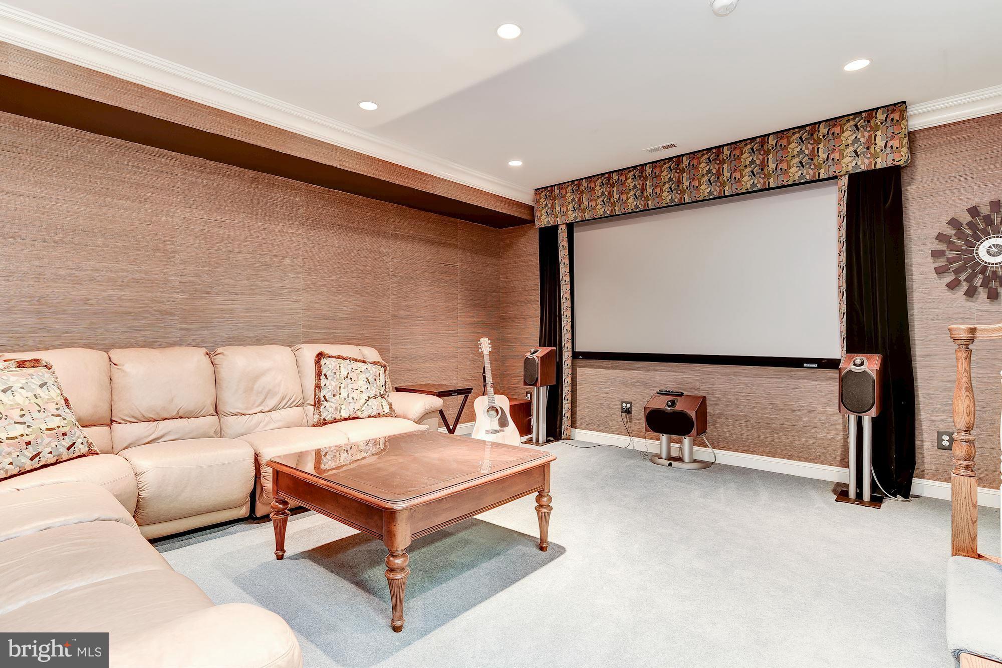 GREAT FALLS ESTATES - Residential