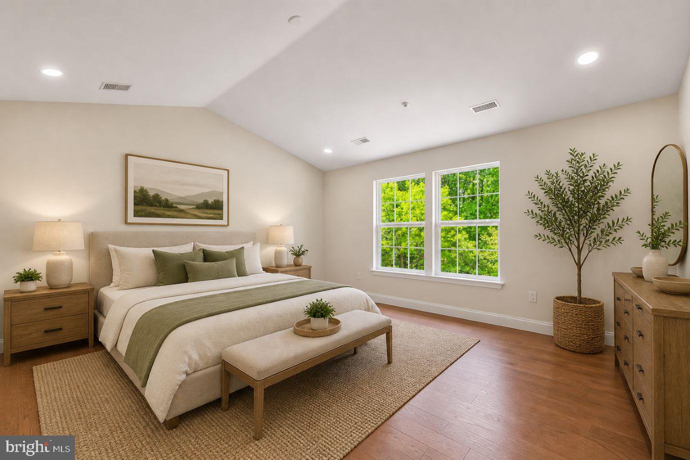 MANOR KNOLLS - Residential