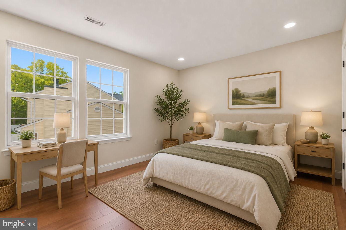 MANOR KNOLLS - Residential
