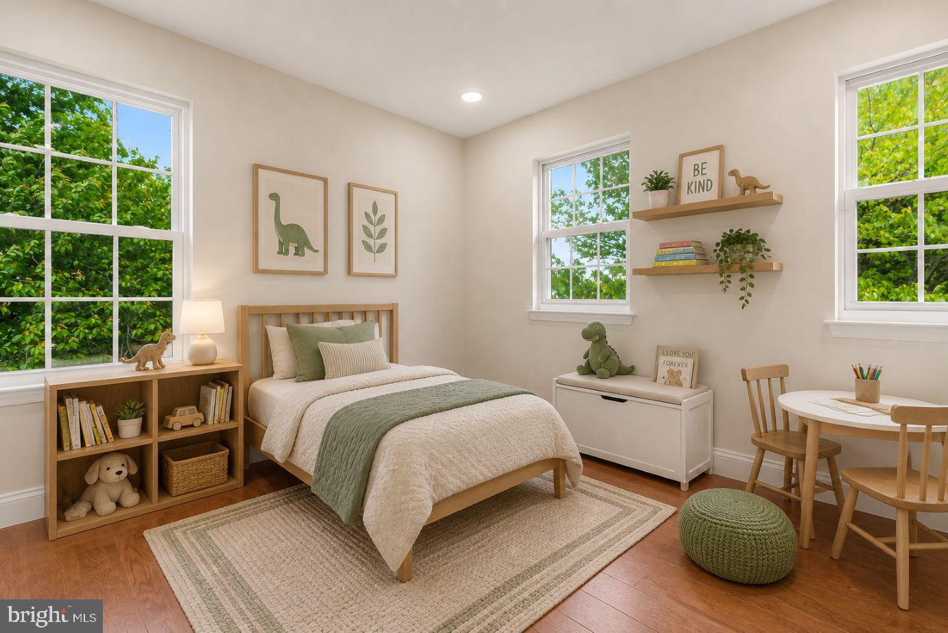 MANOR KNOLLS - Residential