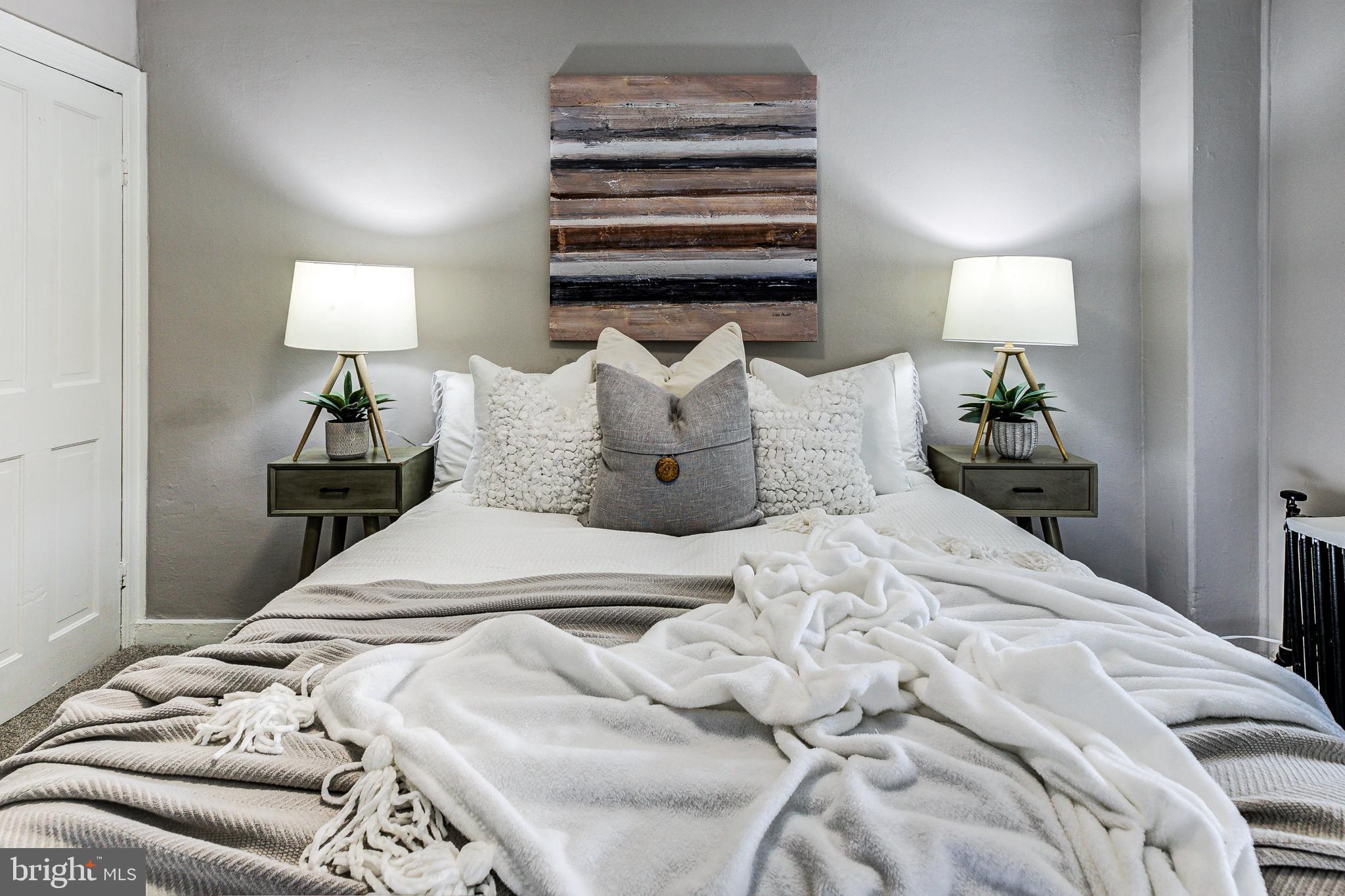 WASHINGTON VILLAGE - Residential