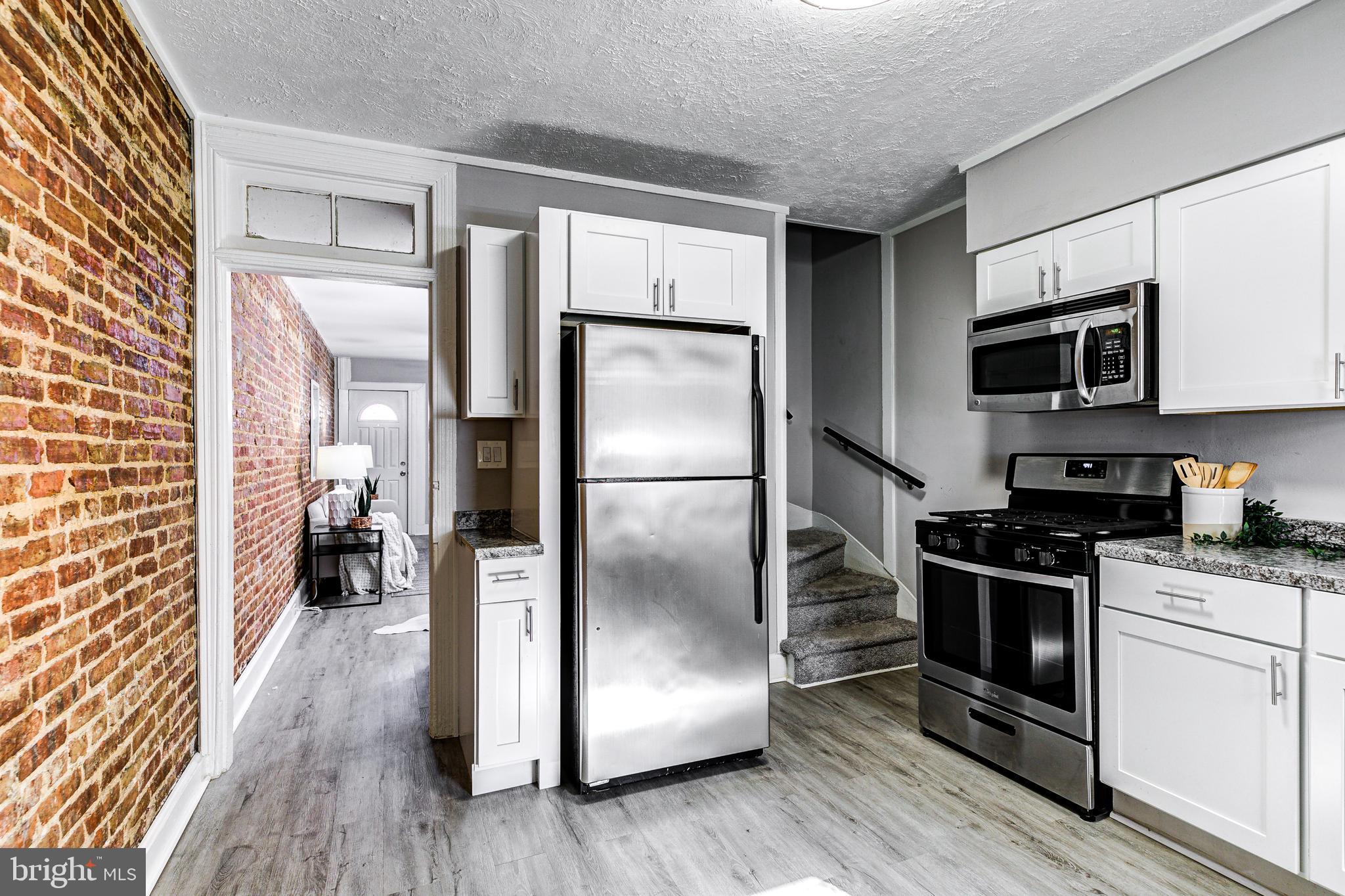 WASHINGTON VILLAGE - Residential