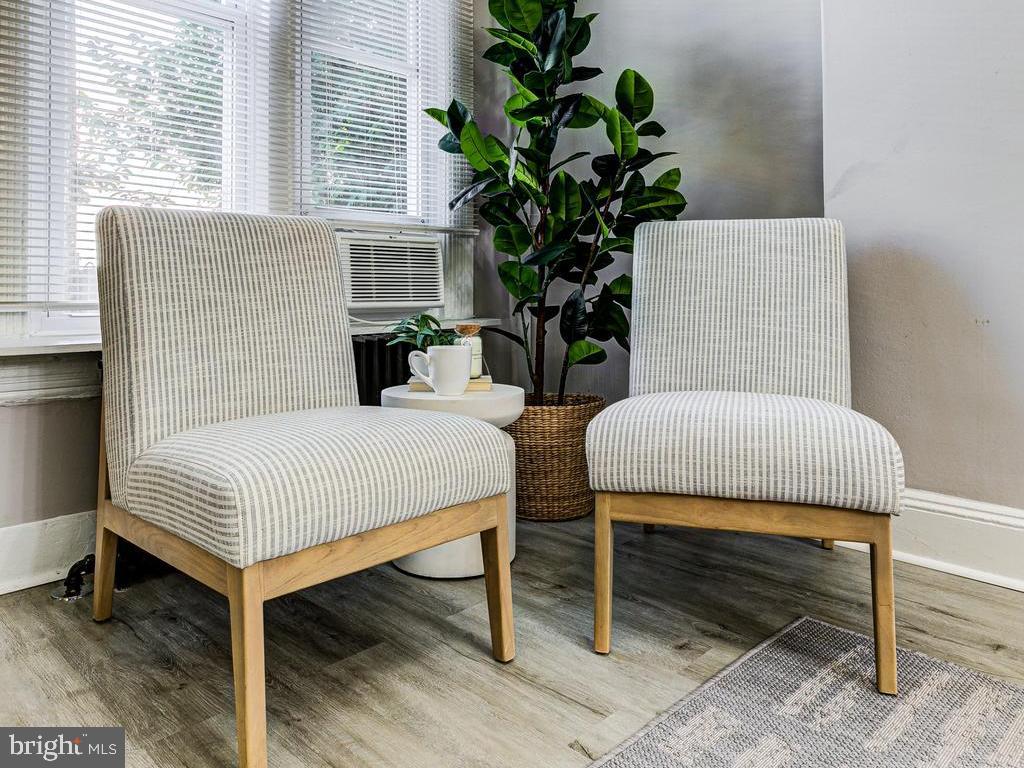 WASHINGTON VILLAGE - Residential