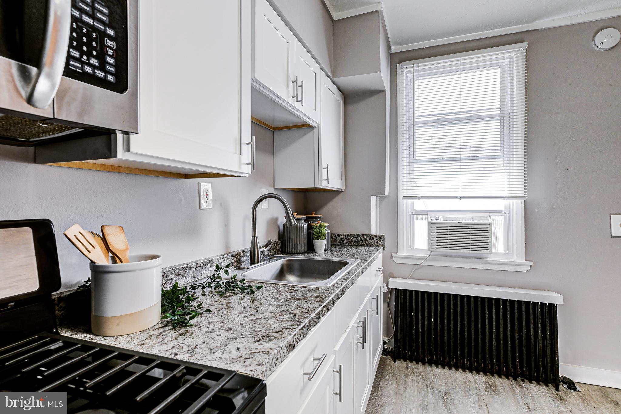 WASHINGTON VILLAGE - Residential