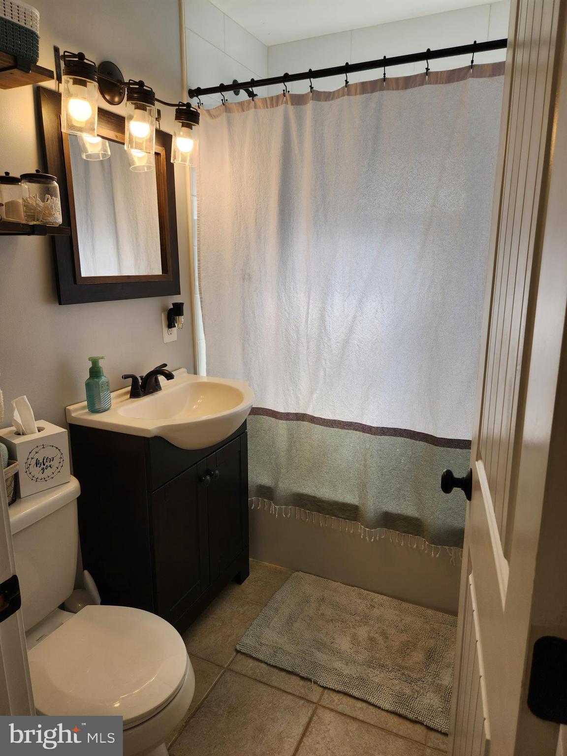 HARBOR VIEW - Residential Lease