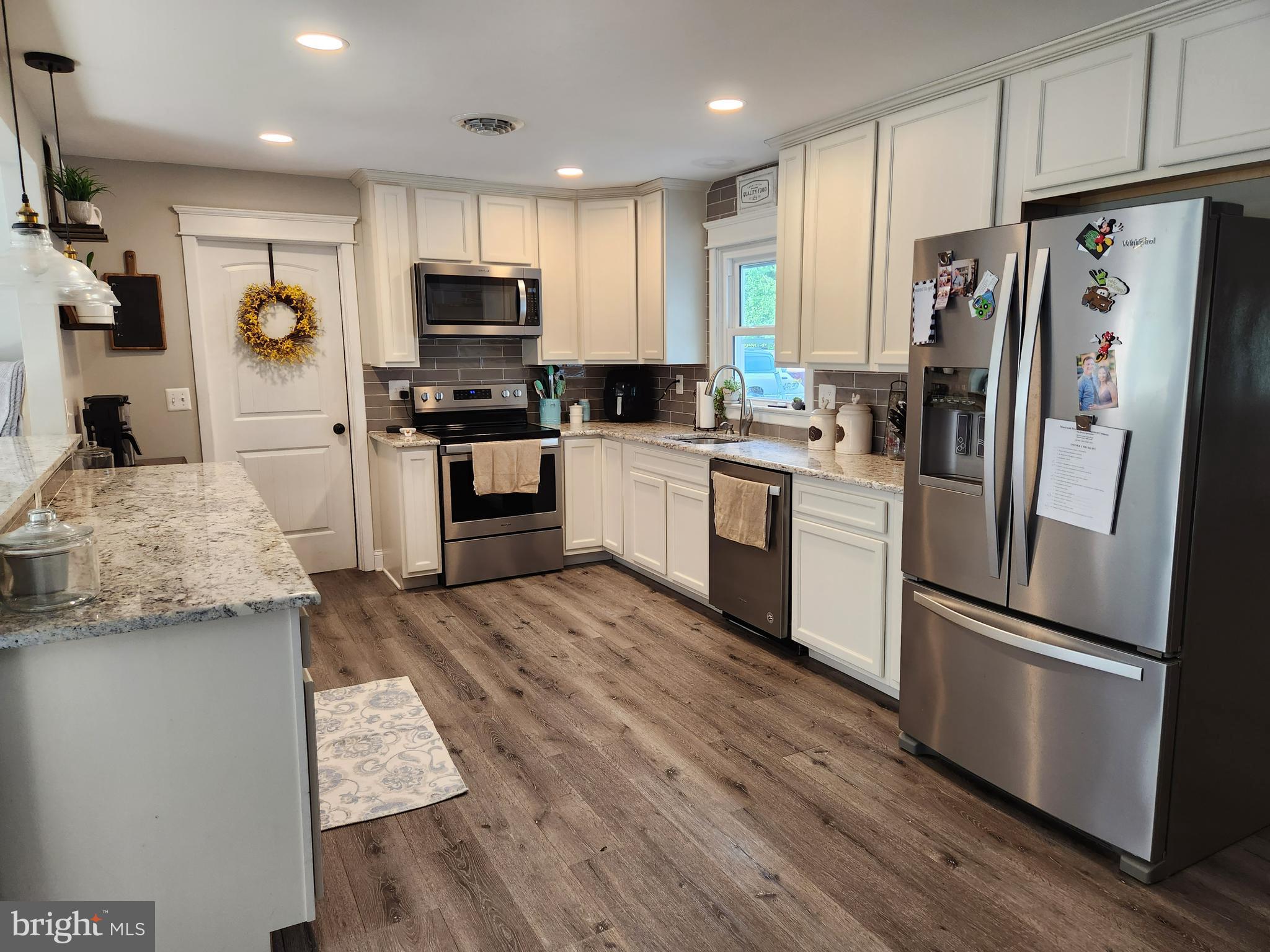 HARBOR VIEW - Residential Lease