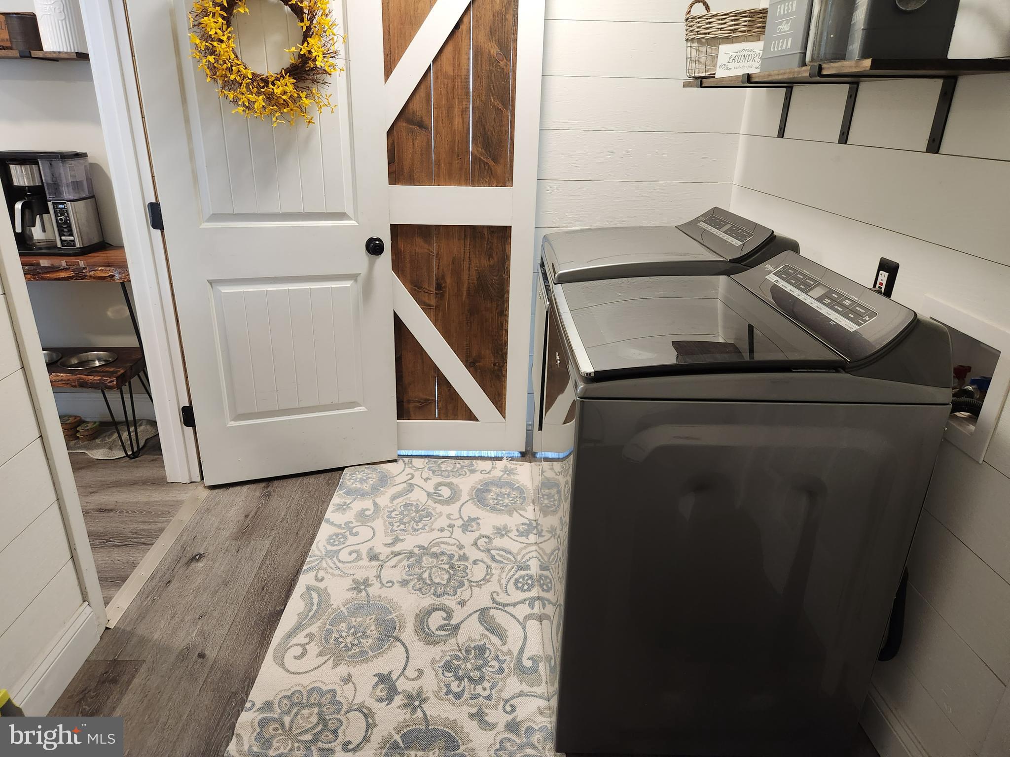 HARBOR VIEW - Residential Lease