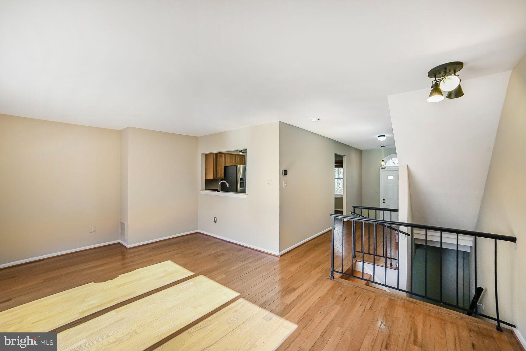 WILLOW COVE TOWNHOMES - Residential