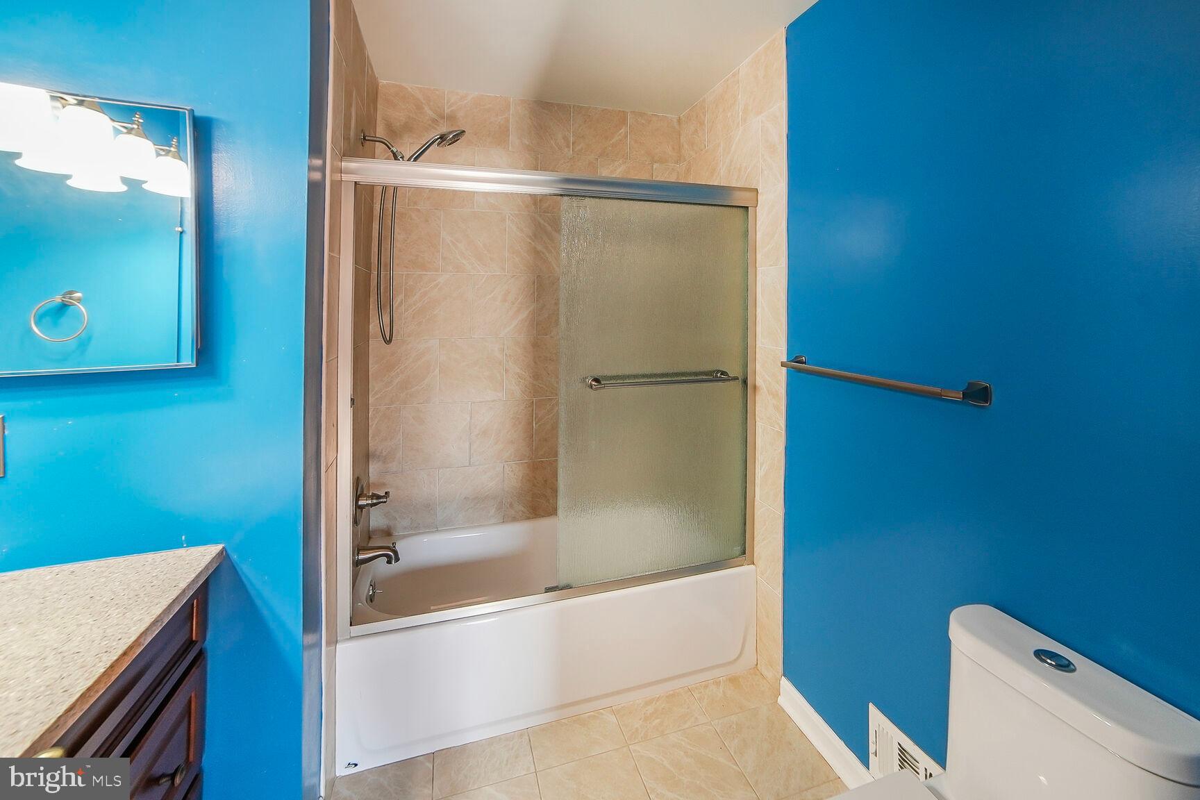 WILLOW COVE TOWNHOMES - Residential