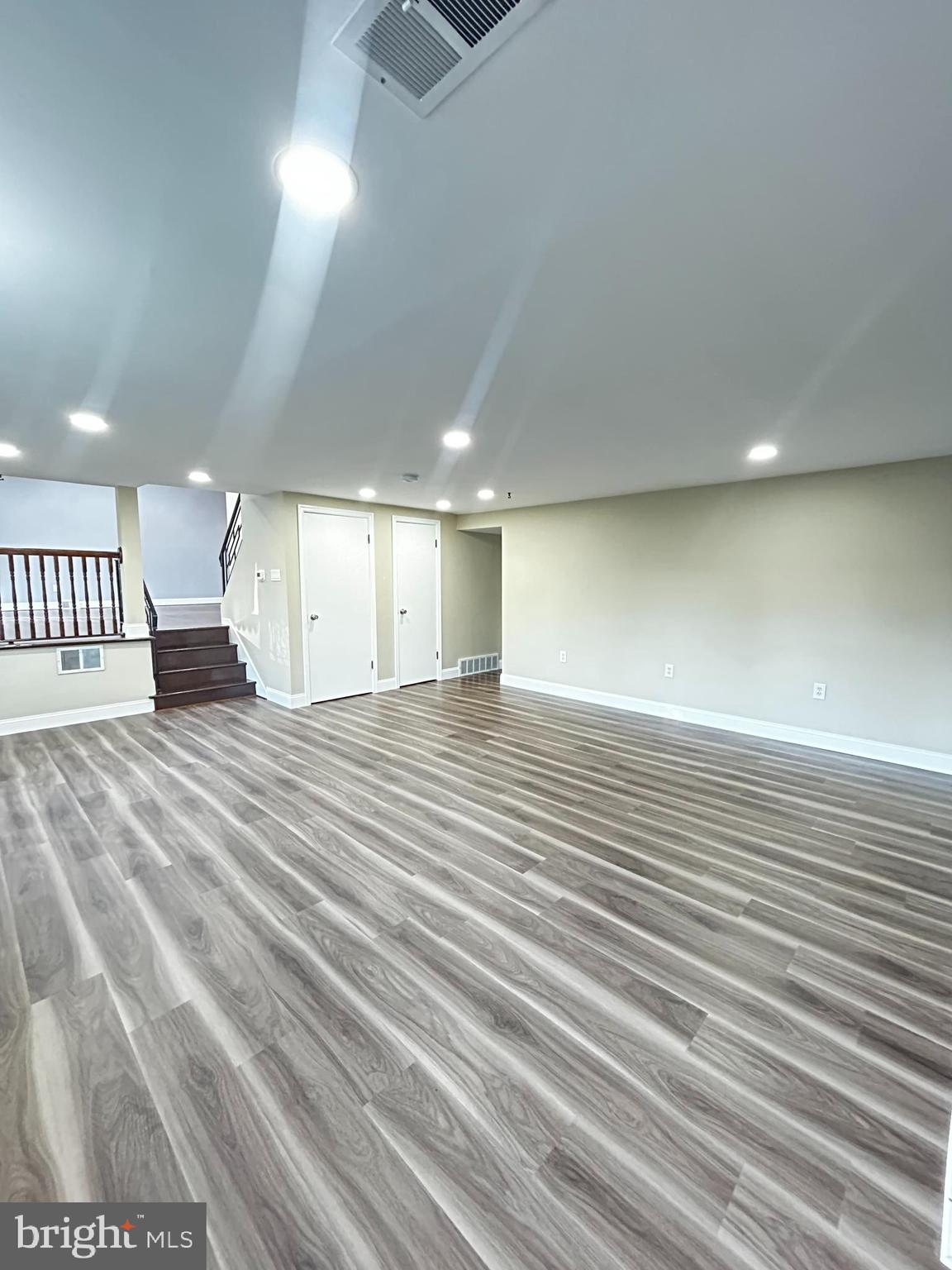 MILLBROOK - Residential