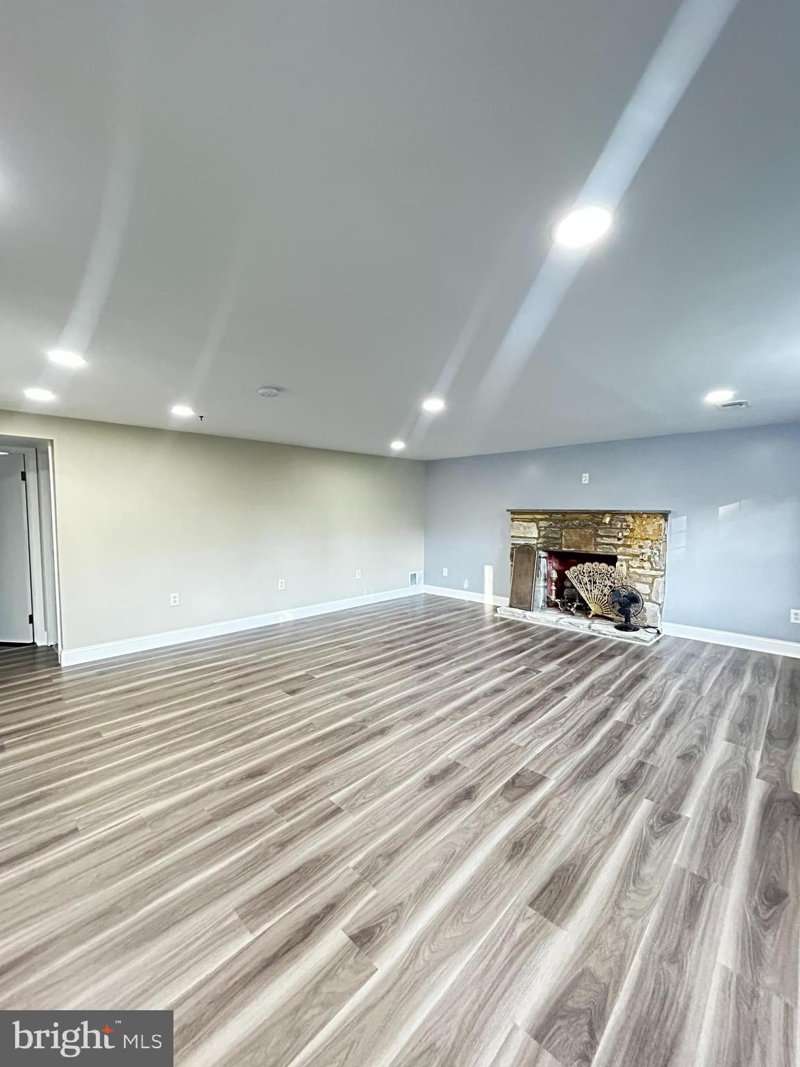 MILLBROOK - Residential