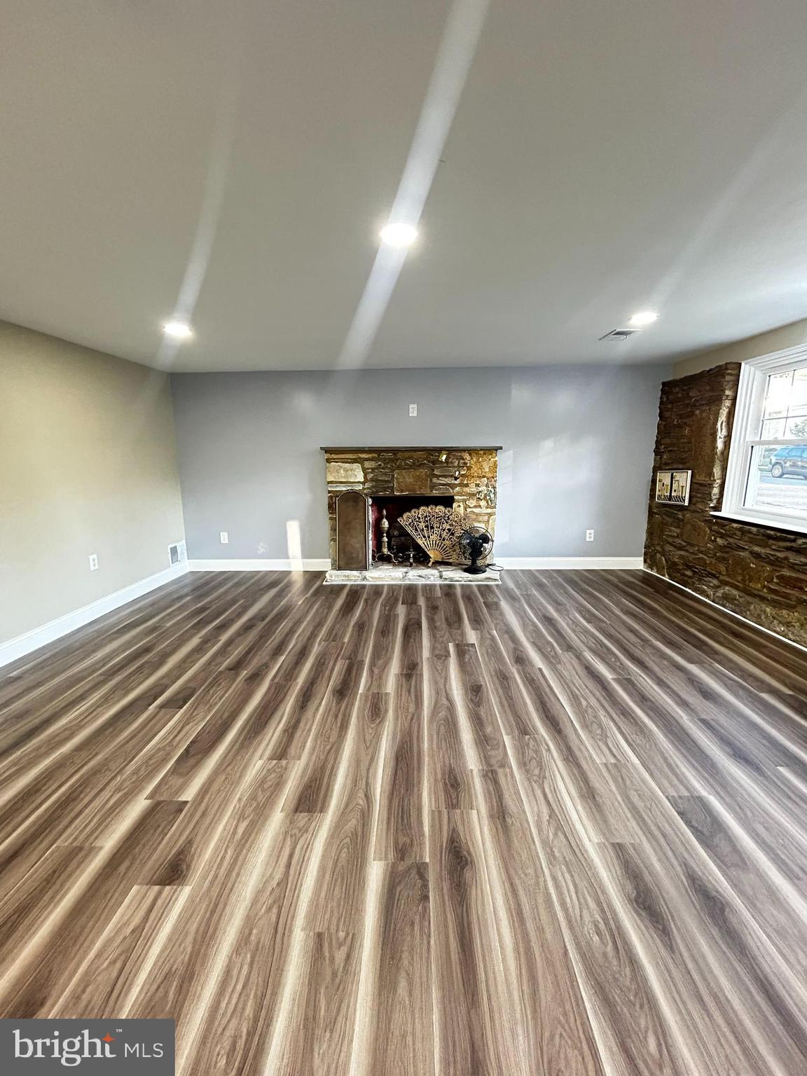 MILLBROOK - Residential