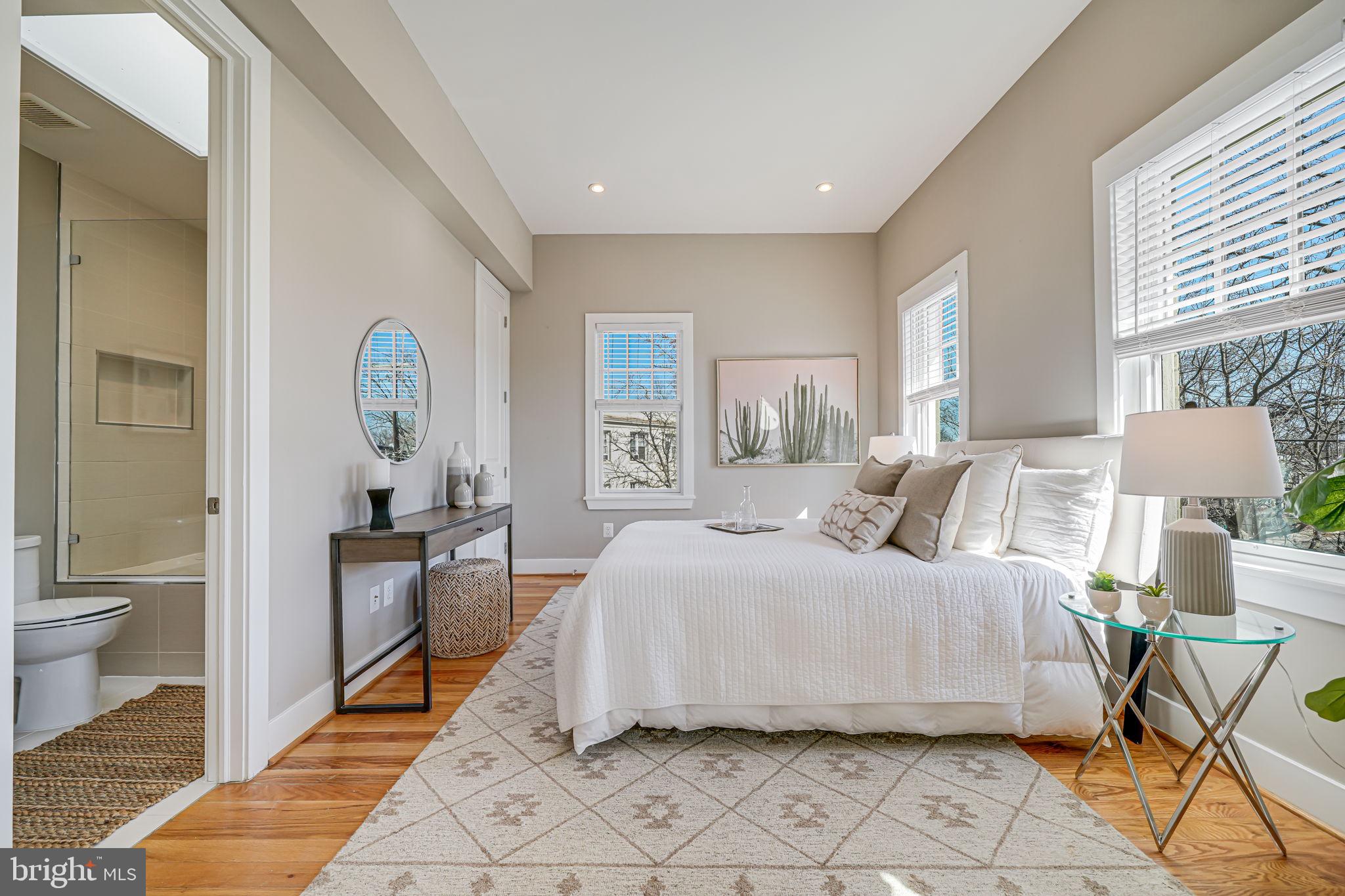 GLOVER PARK - Residential