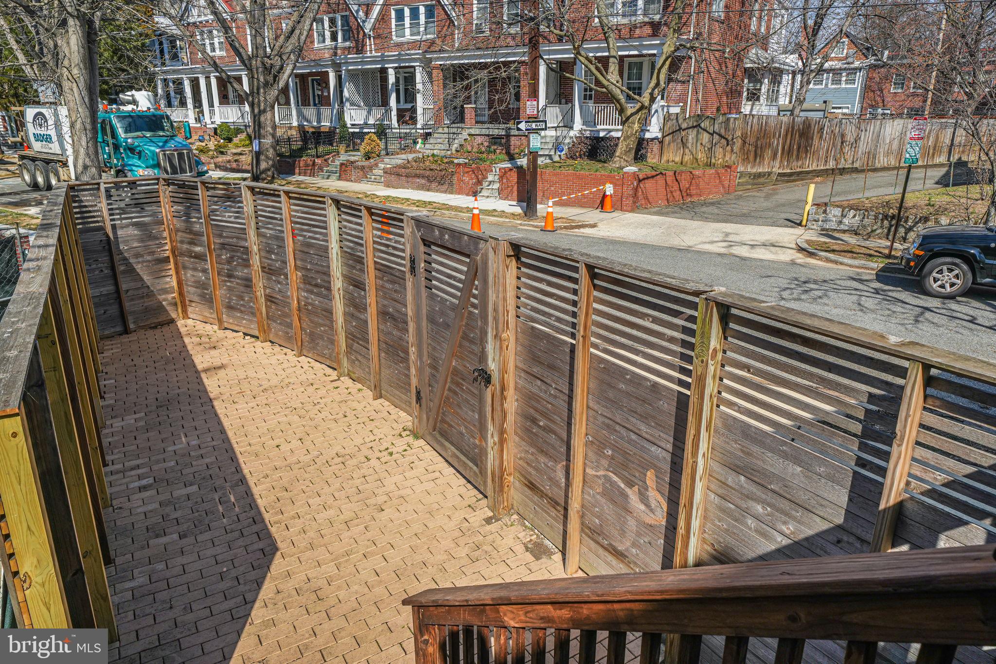 GLOVER PARK - Residential