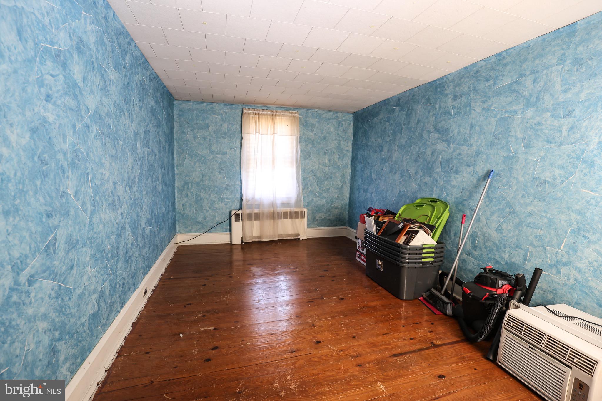 BUNKER HILL - Residential