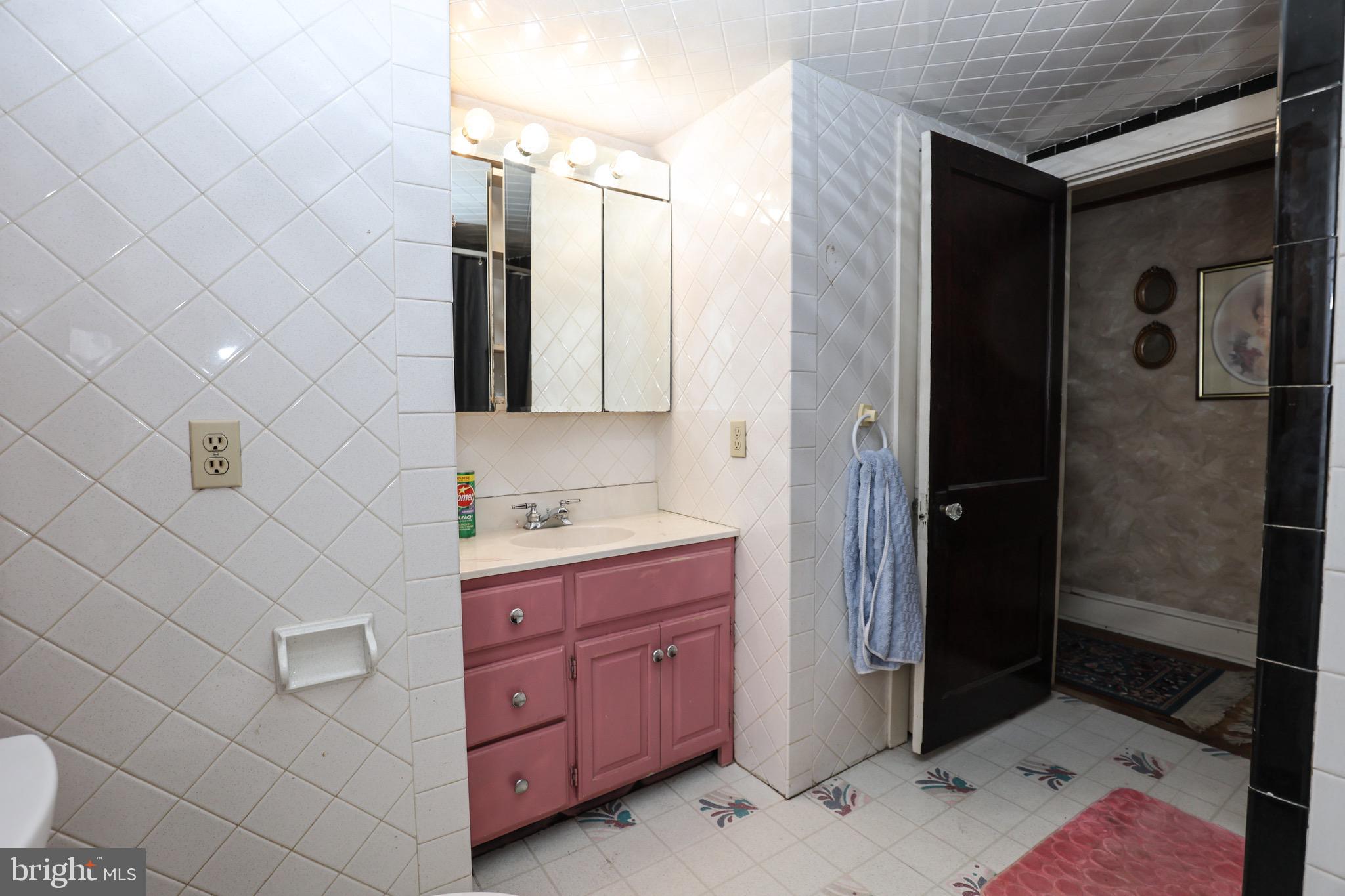 BUNKER HILL - Residential