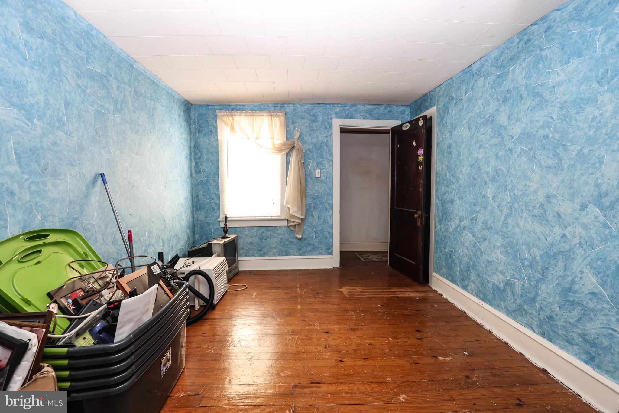 BUNKER HILL - Residential