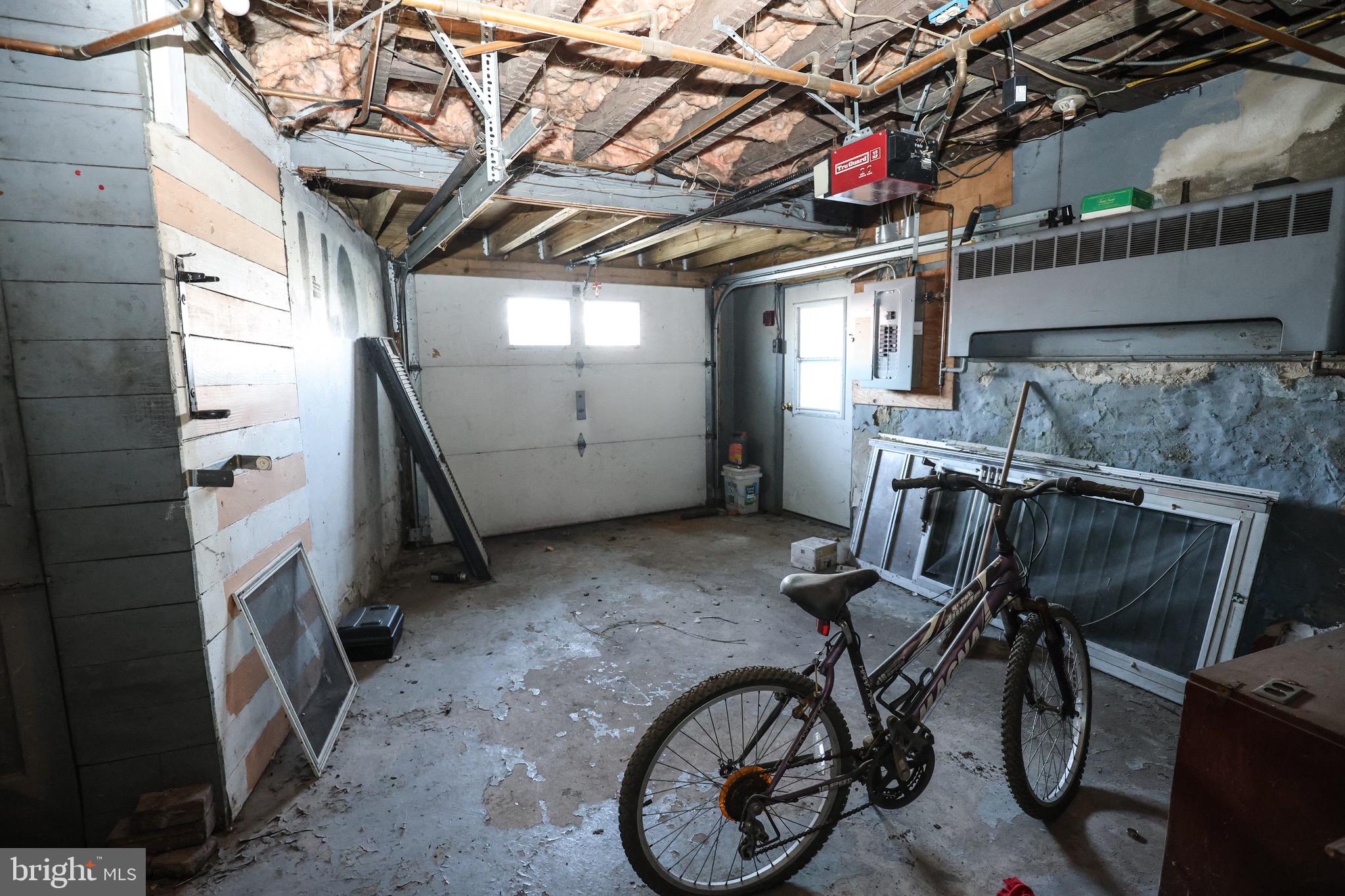 BUNKER HILL - Residential