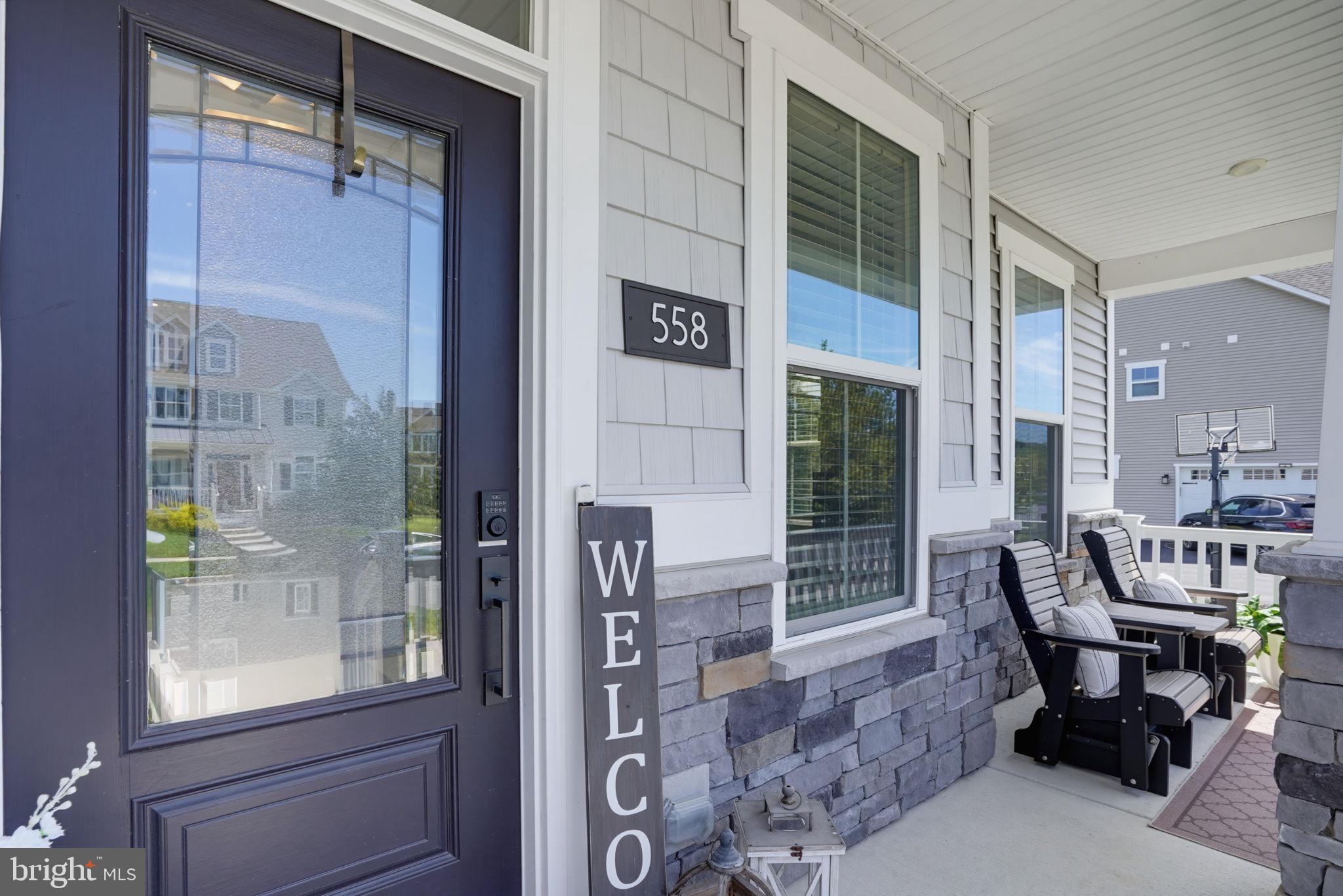 558 SPRING HOLLOW DRIVE