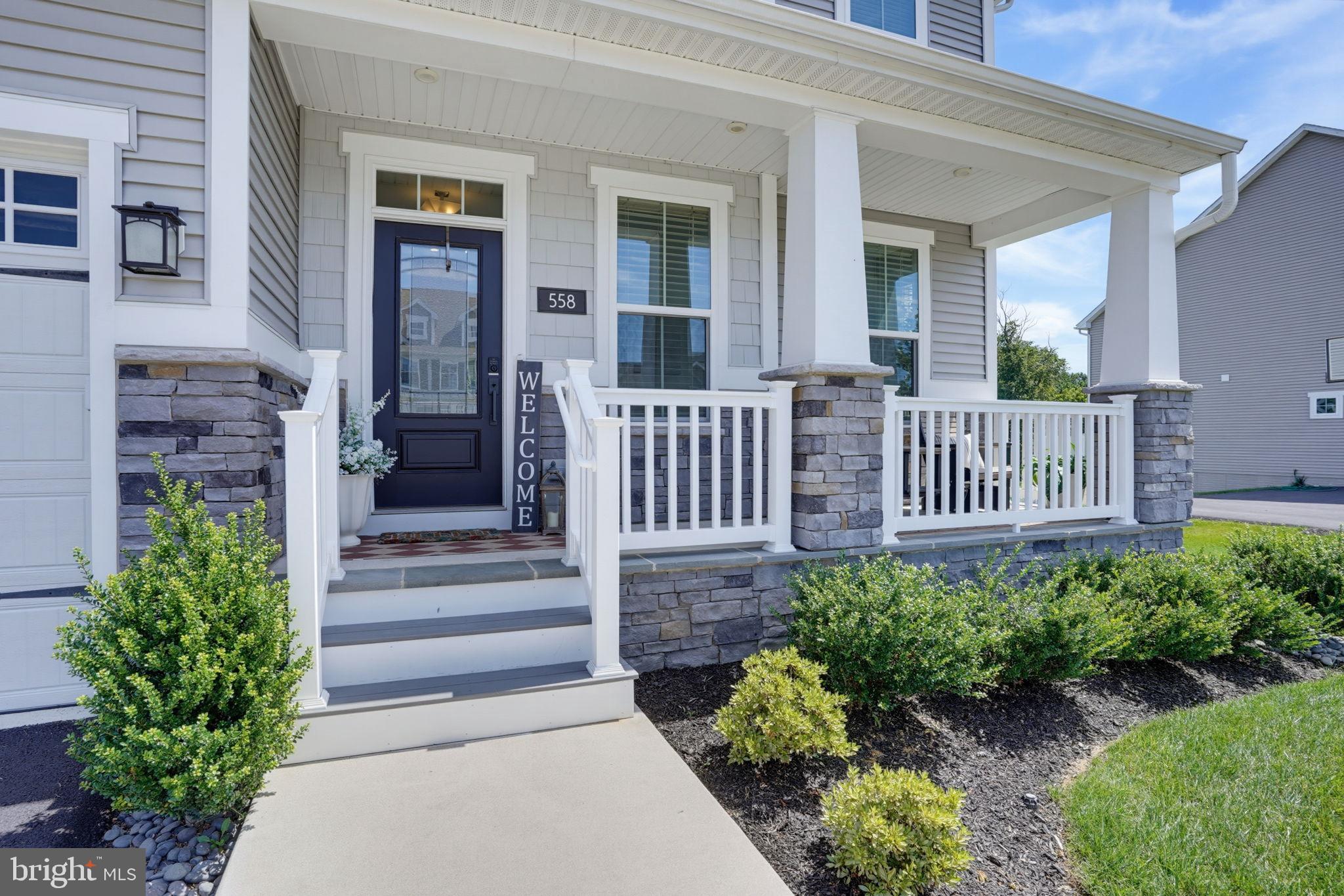 558 SPRING HOLLOW DRIVE