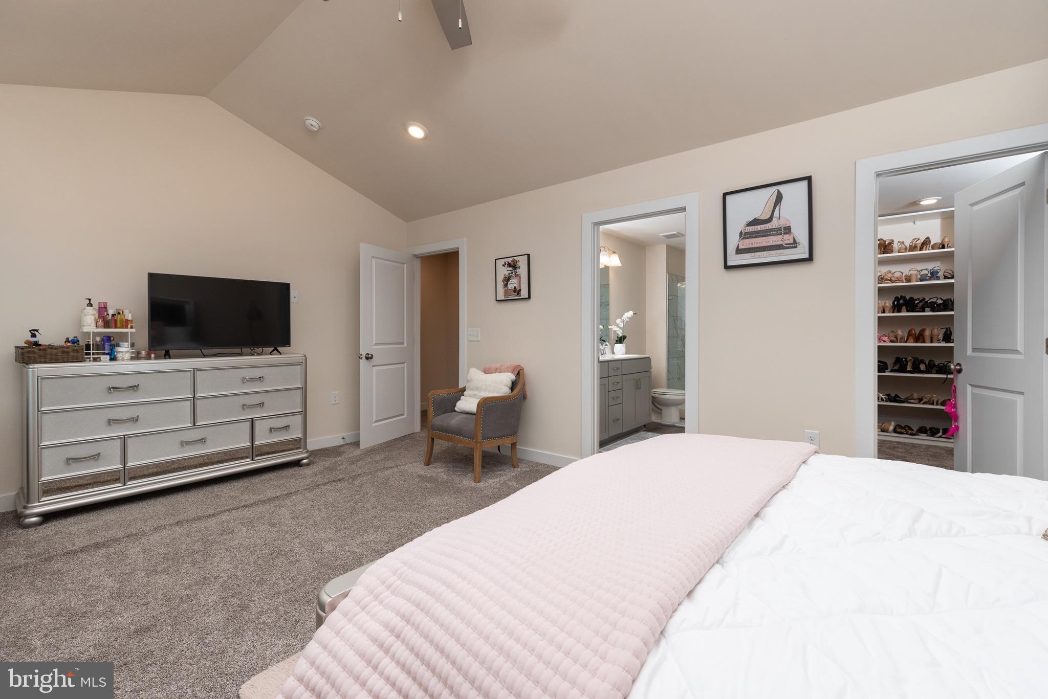 MIDLOTHIAN - Residential