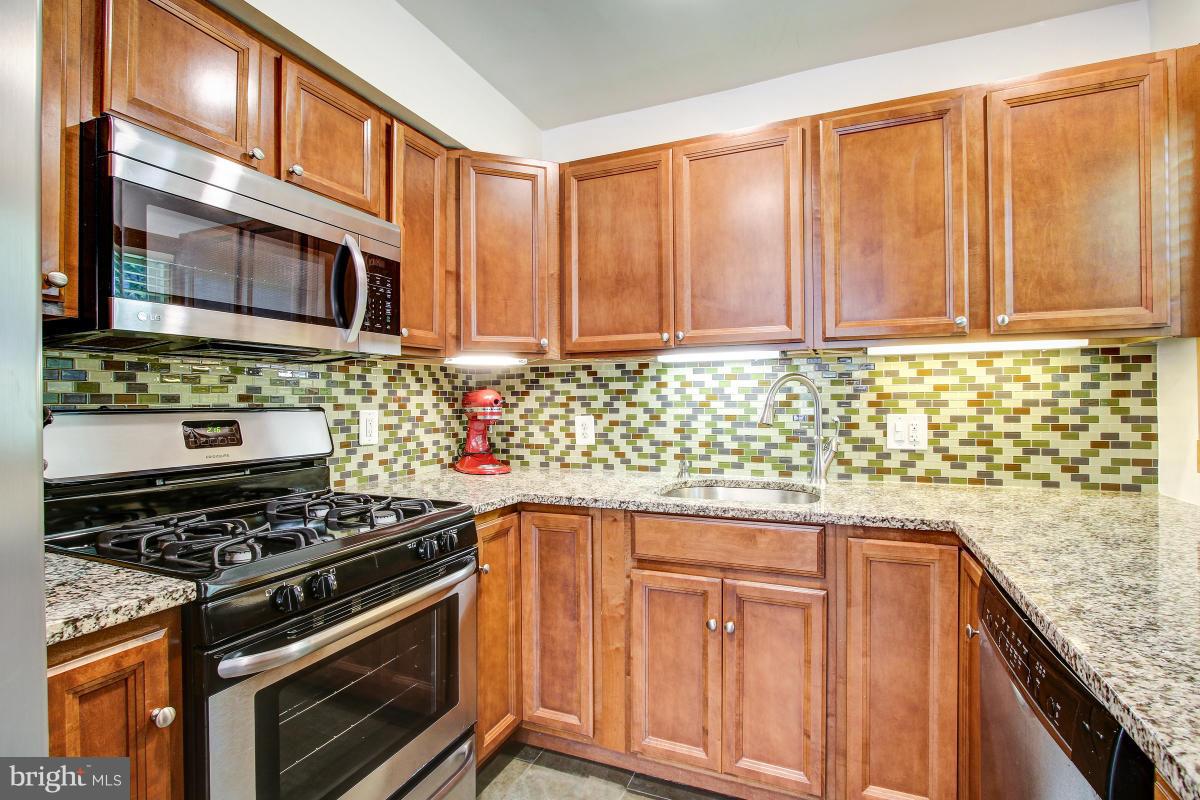 HOMEWOOD - Residential