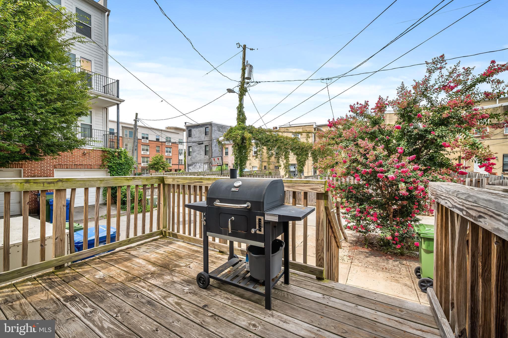 EAGER PARK TOWNHOMES - Residential