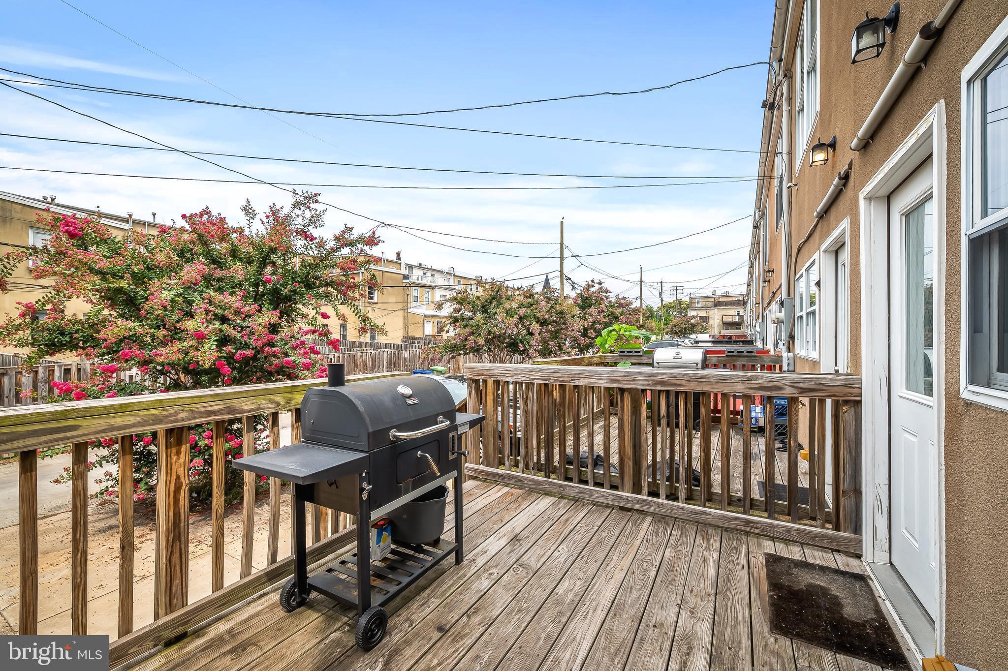 EAGER PARK TOWNHOMES - Residential