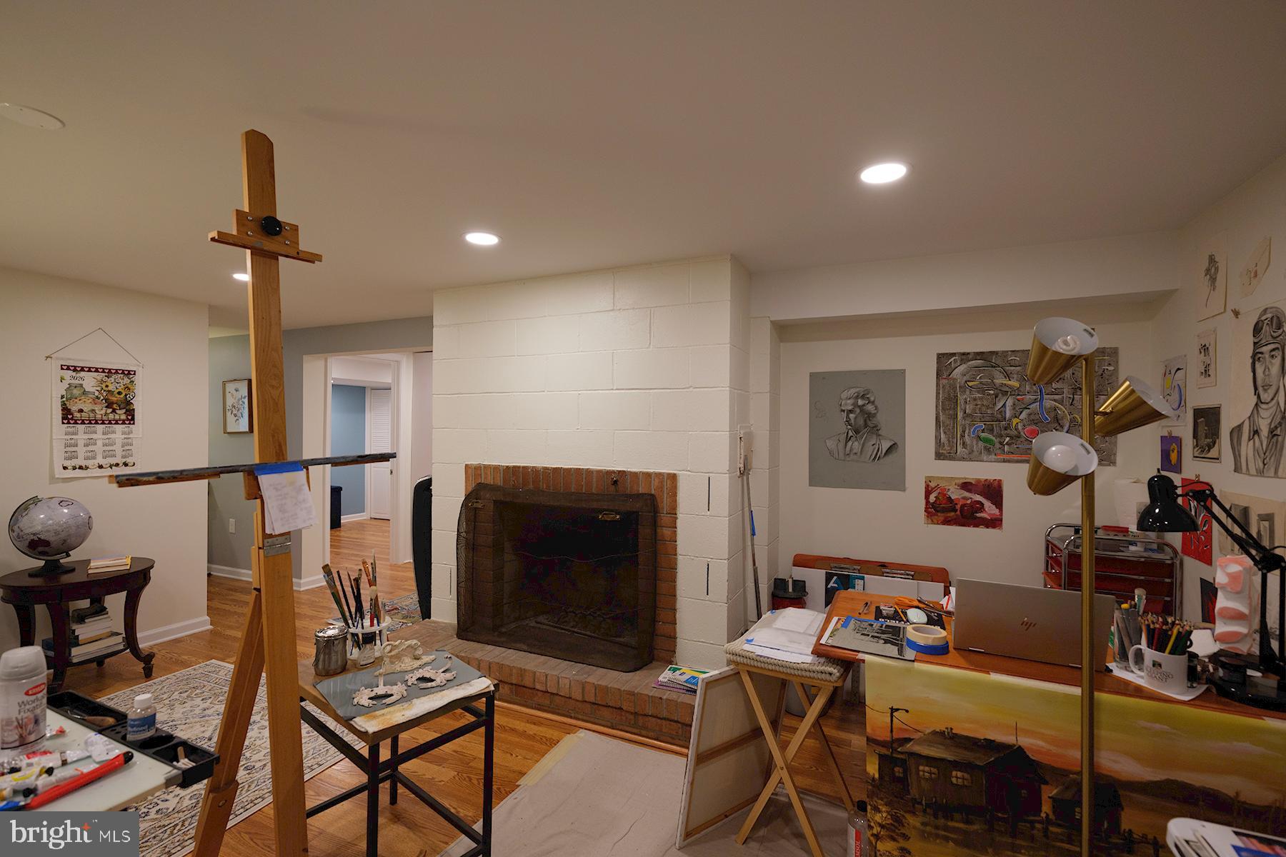 NORTH END - Residential