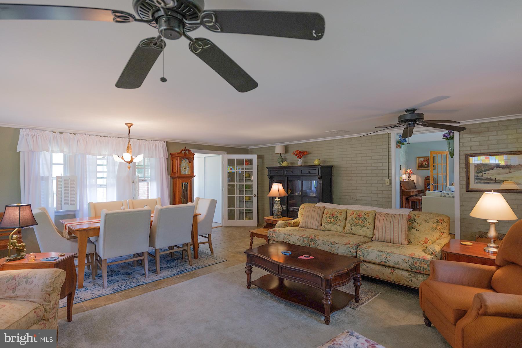 NORTH END - Residential