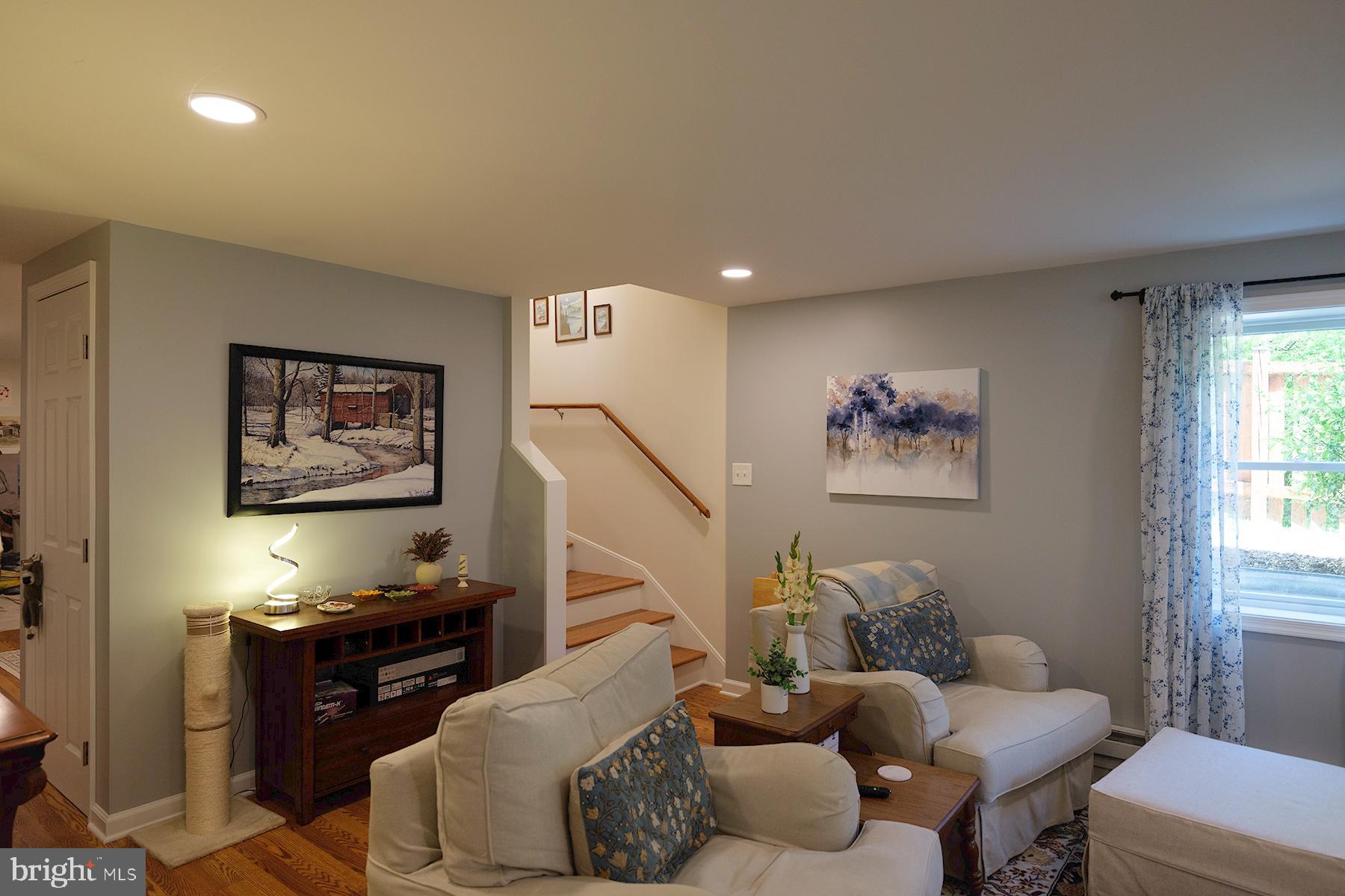 NORTH END - Residential