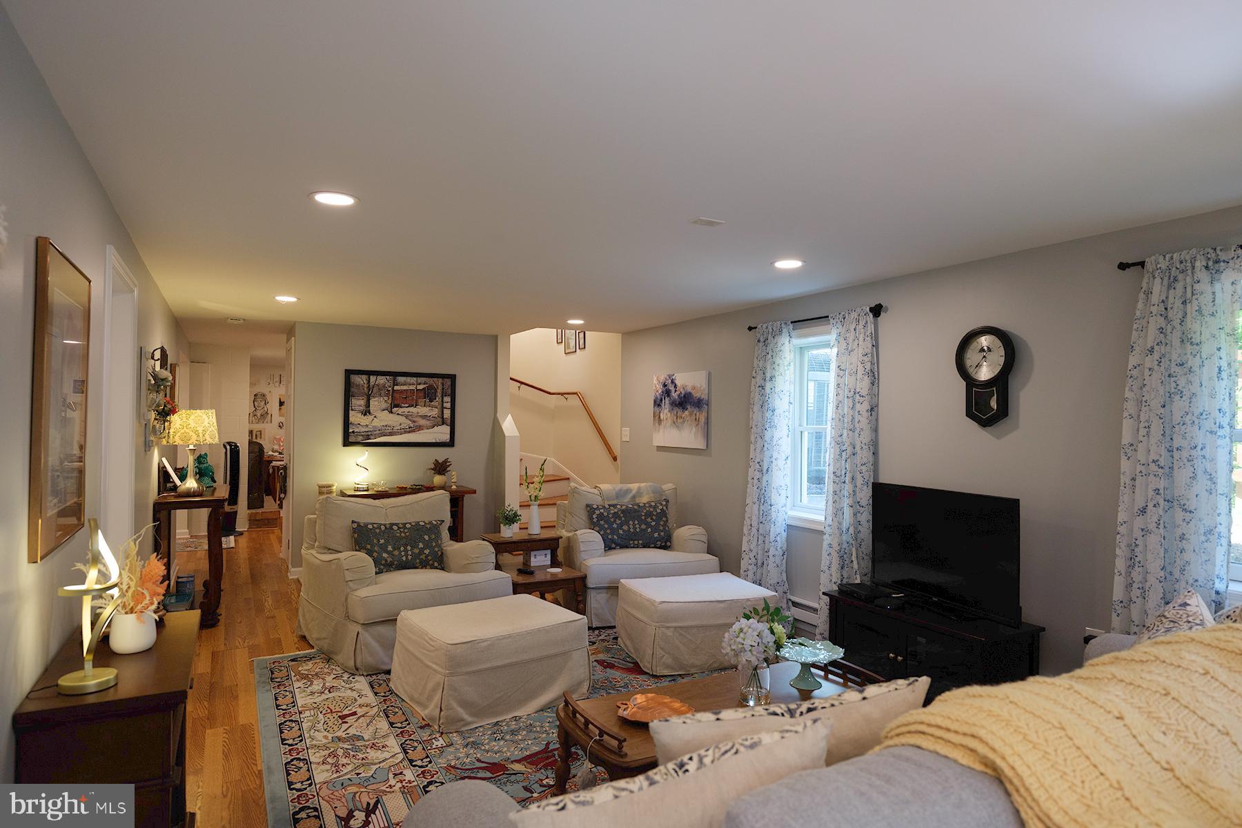 NORTH END - Residential